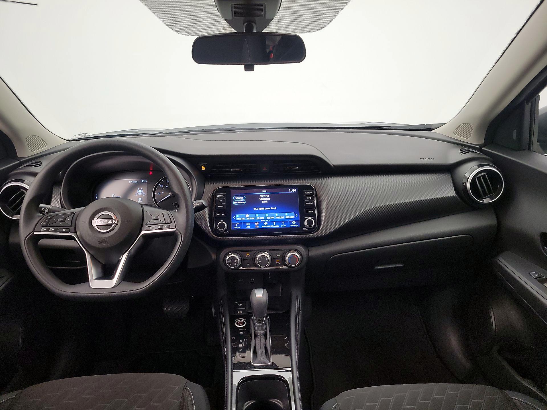 Thumbnail: 2024 Nissan Kicks - 9