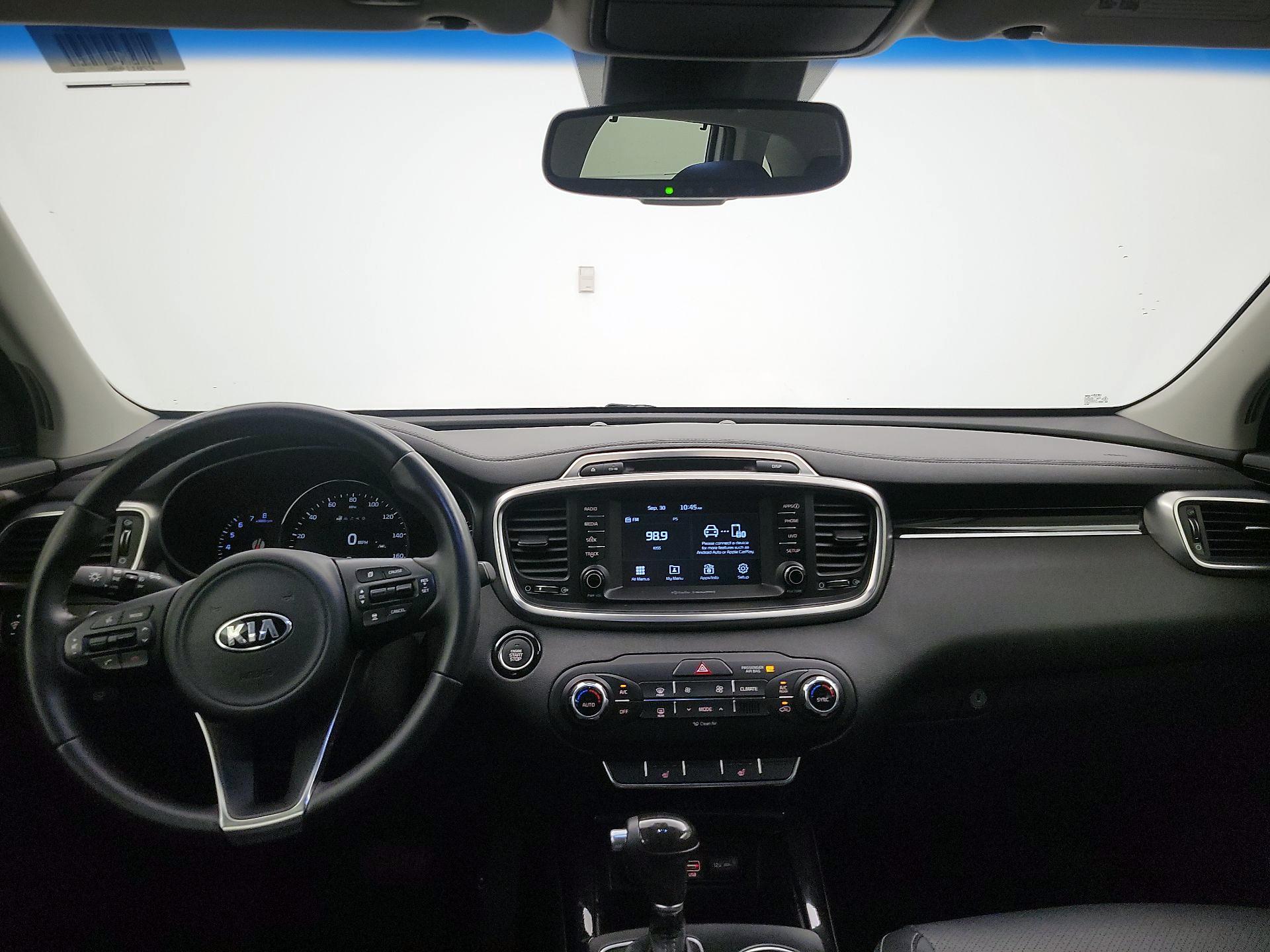 Thumbnail: 2018 Kia Sorento - 9