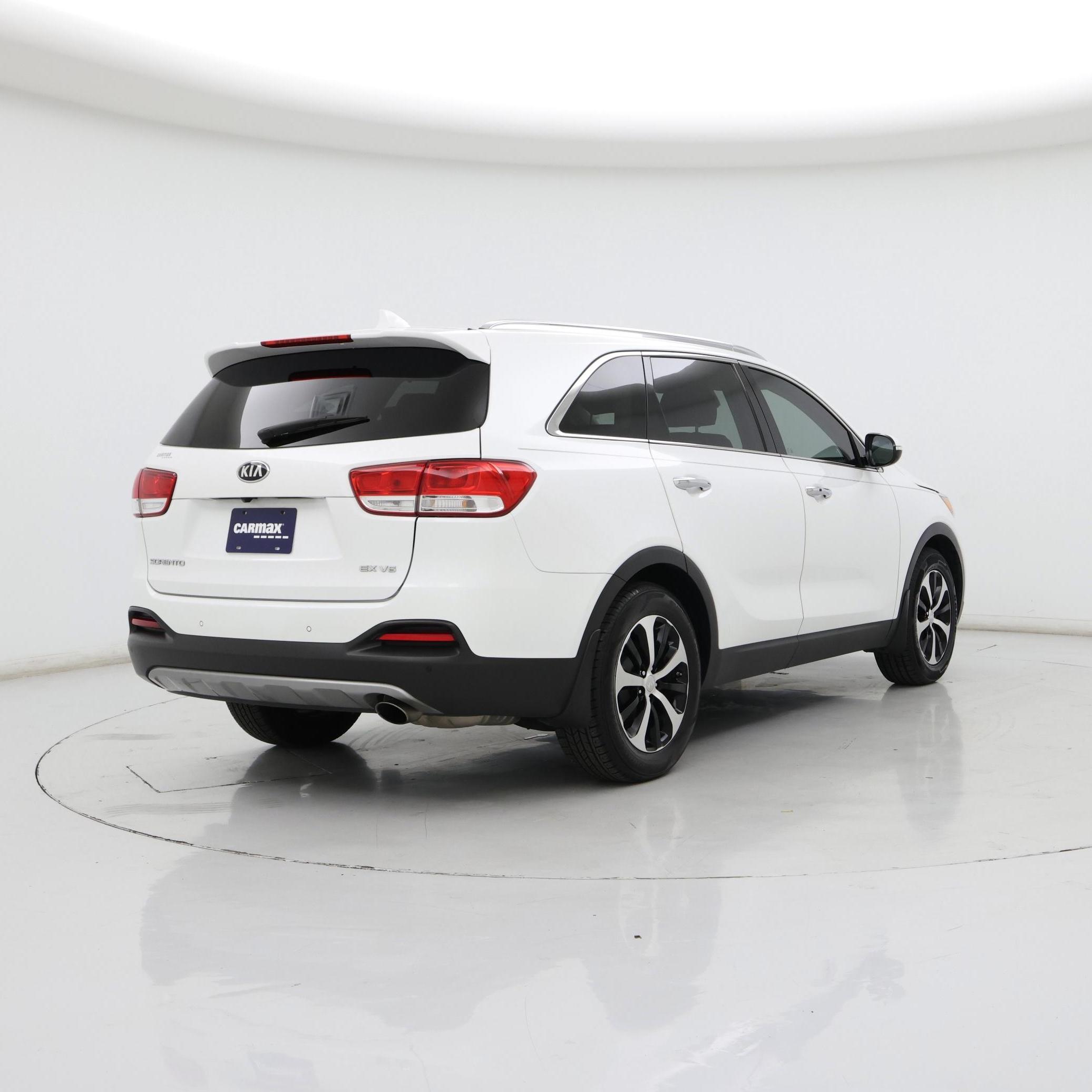 Thumbnail: 2018 Kia Sorento - 8