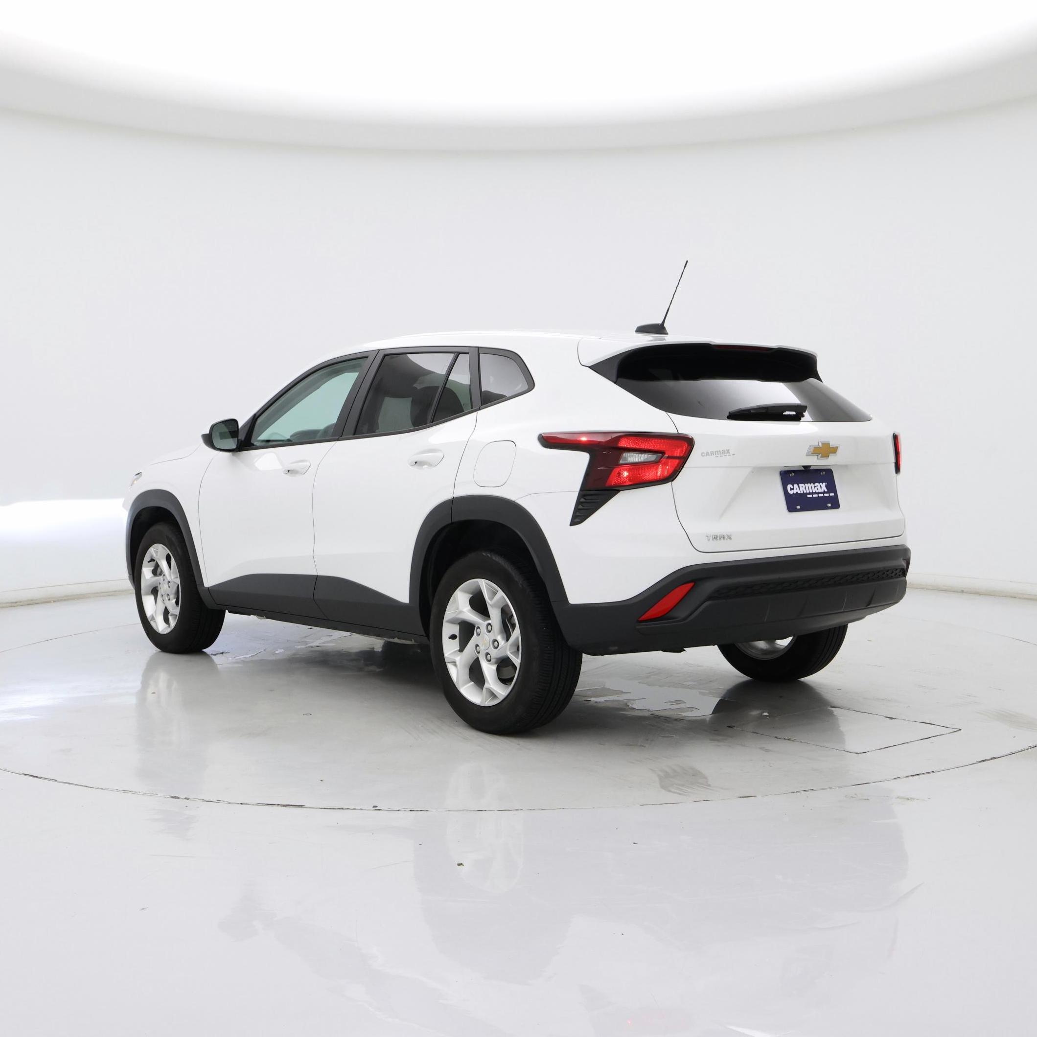 Thumbnail: 2025 Chevrolet Trax - 2