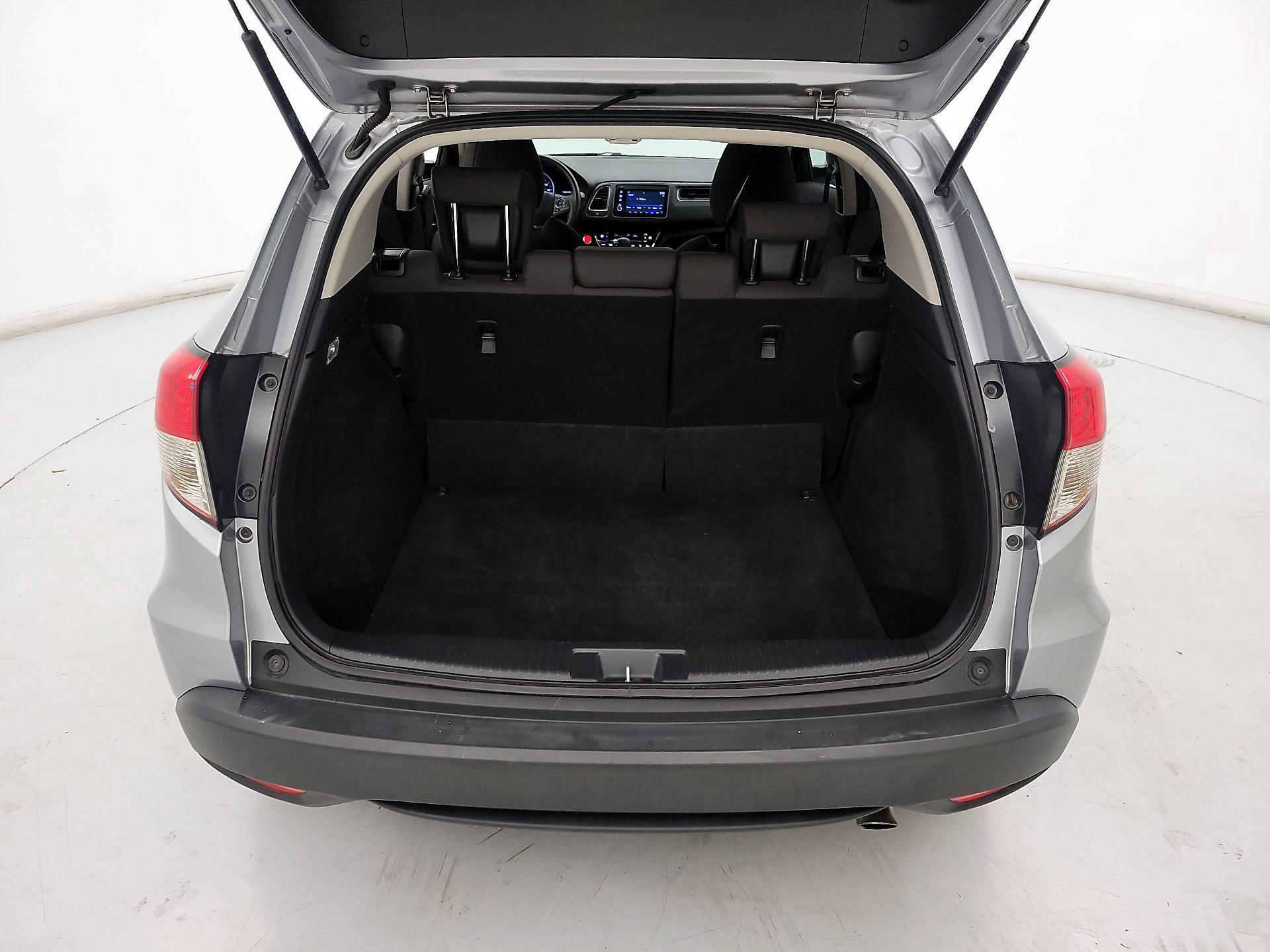 Thumbnail: 2022 Honda HR-V - 17