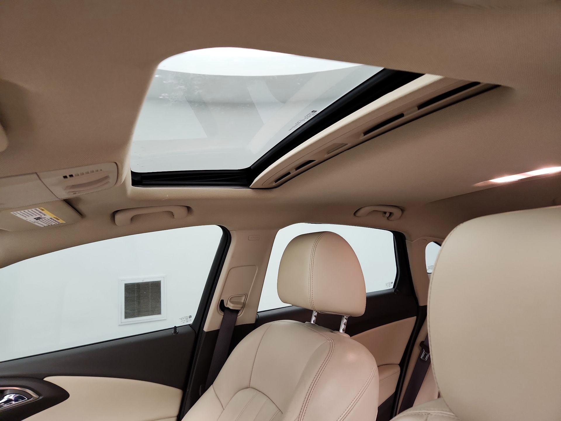 Thumbnail: 2016 Buick Verano - 19