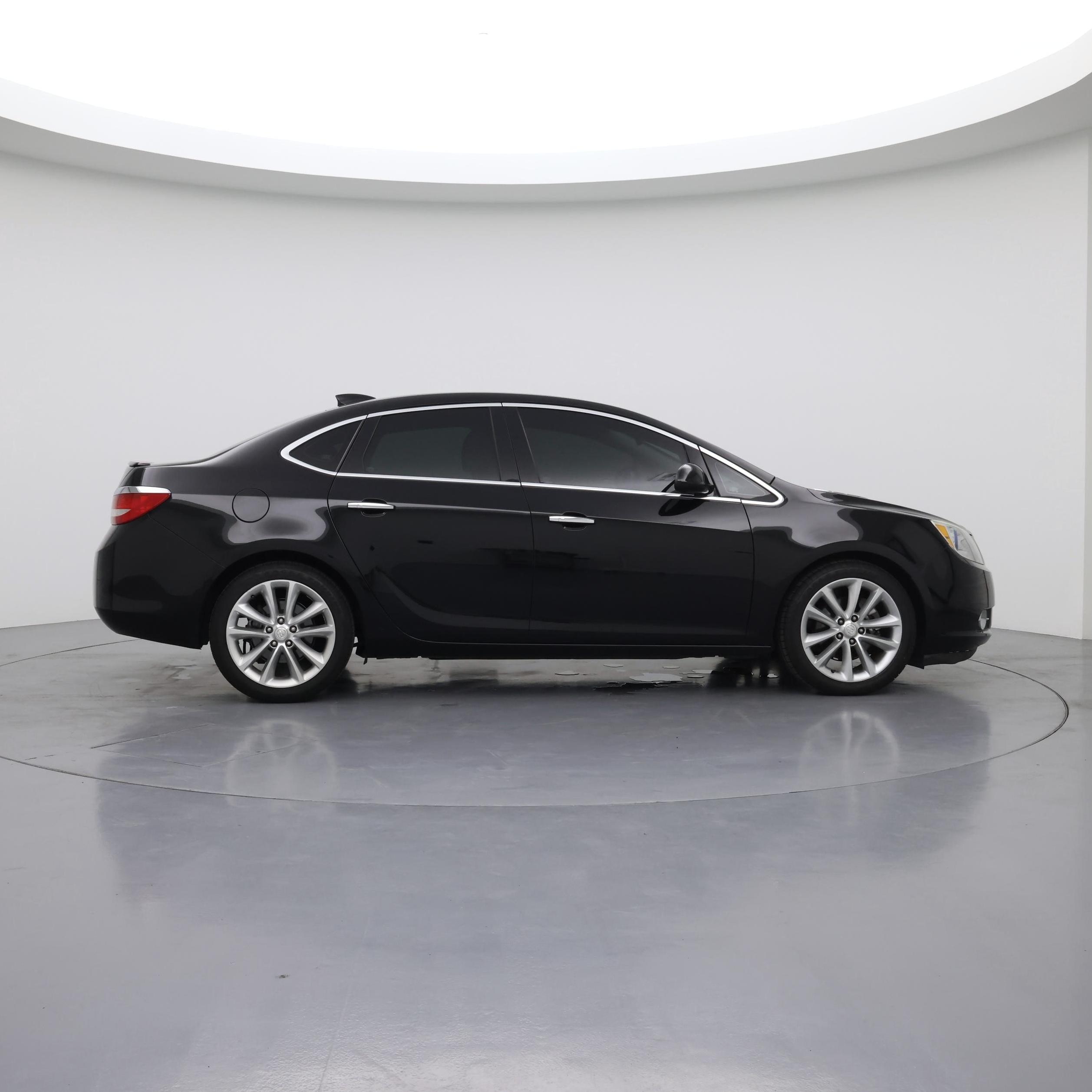 Thumbnail: 2016 Buick Verano - 7