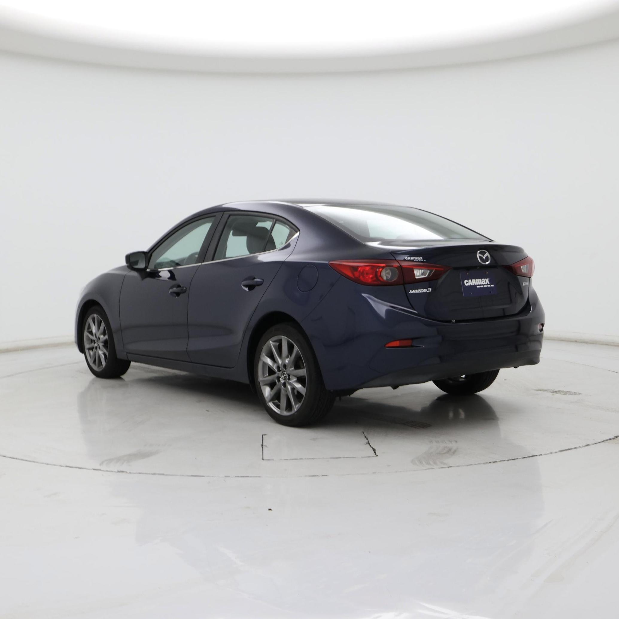 Thumbnail: 2018 Mazda Mazda3 - 2