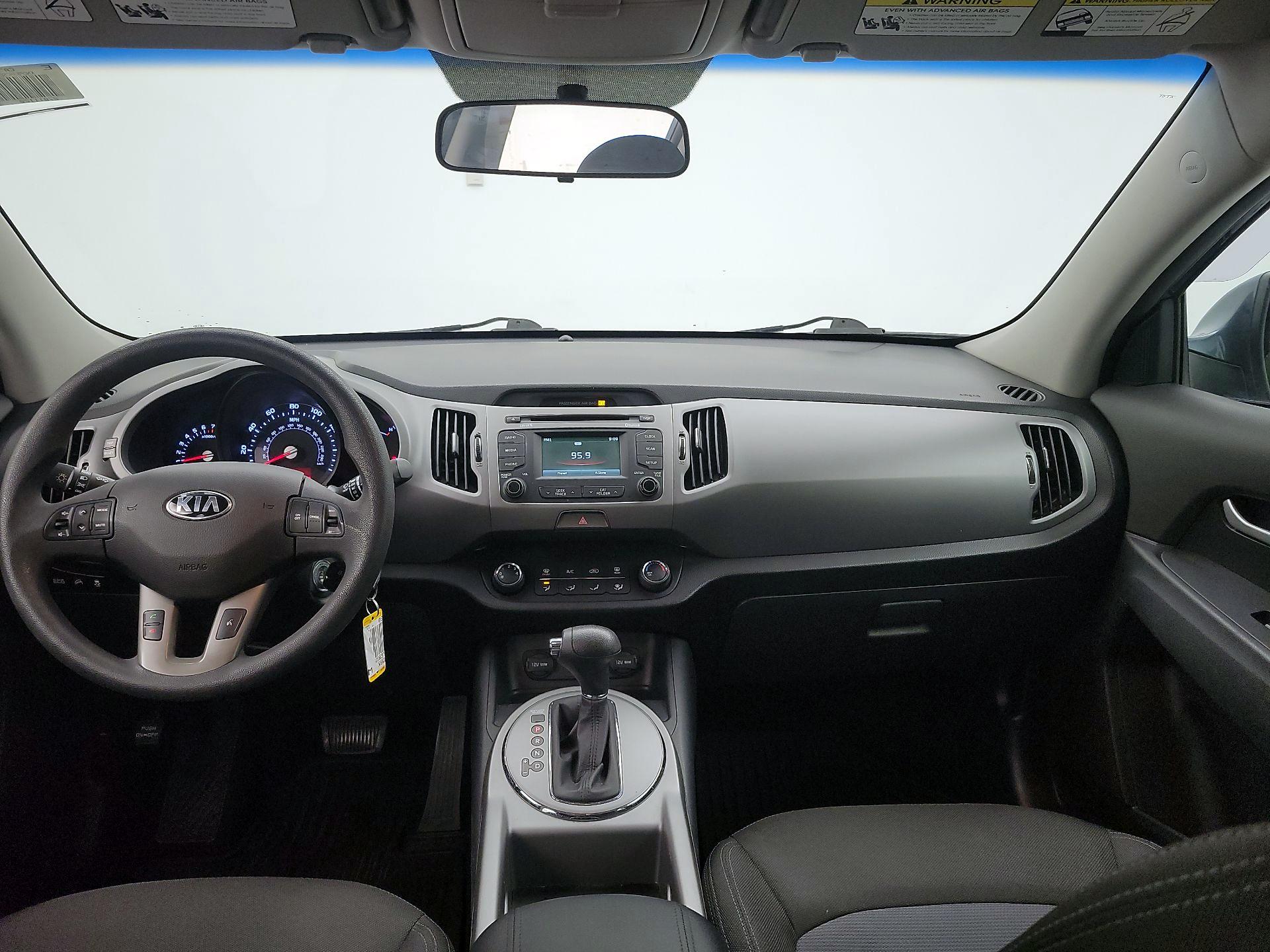Thumbnail: 2016 Kia Sportage - 9