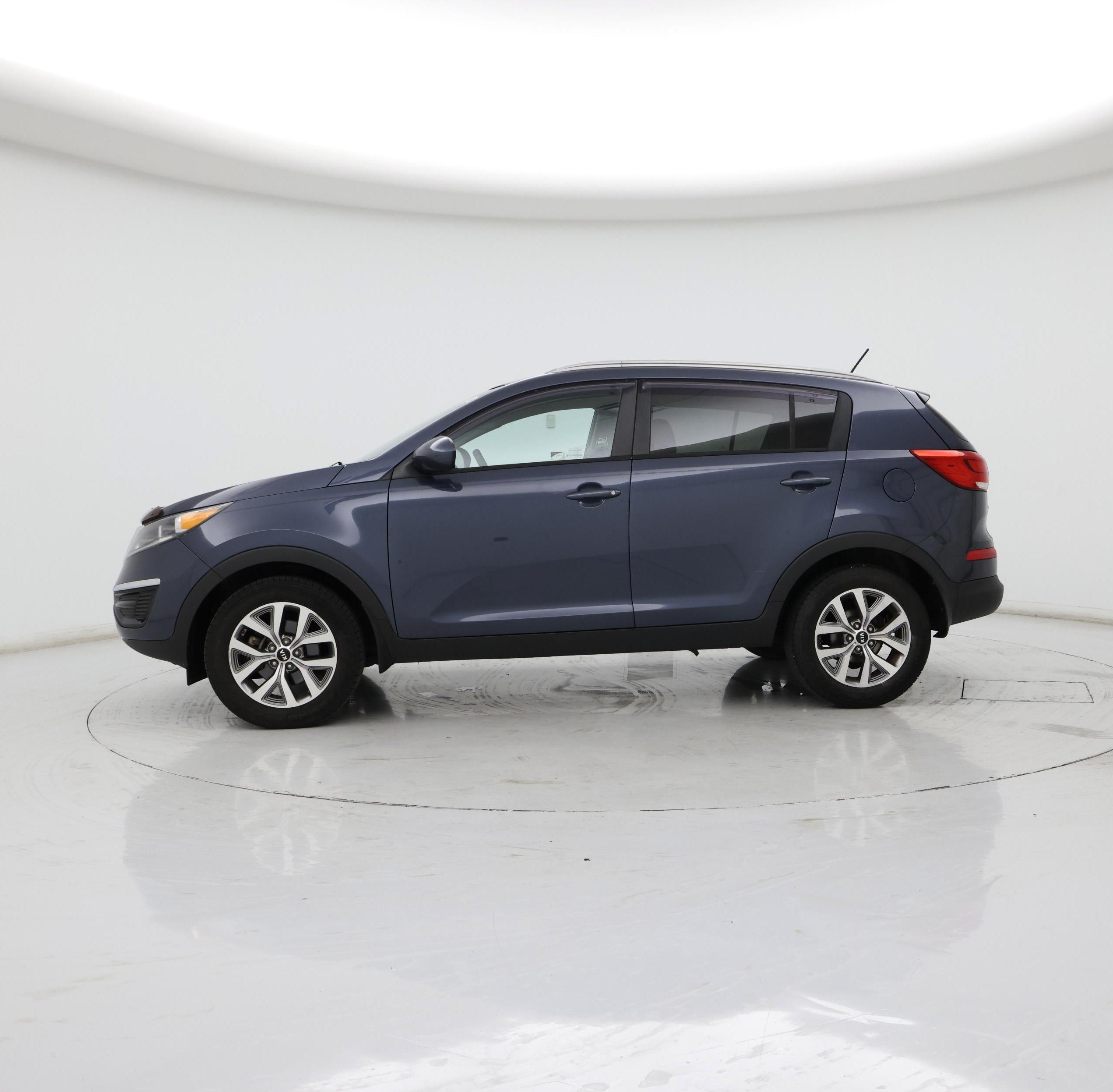 Thumbnail: 2016 Kia Sportage - 3