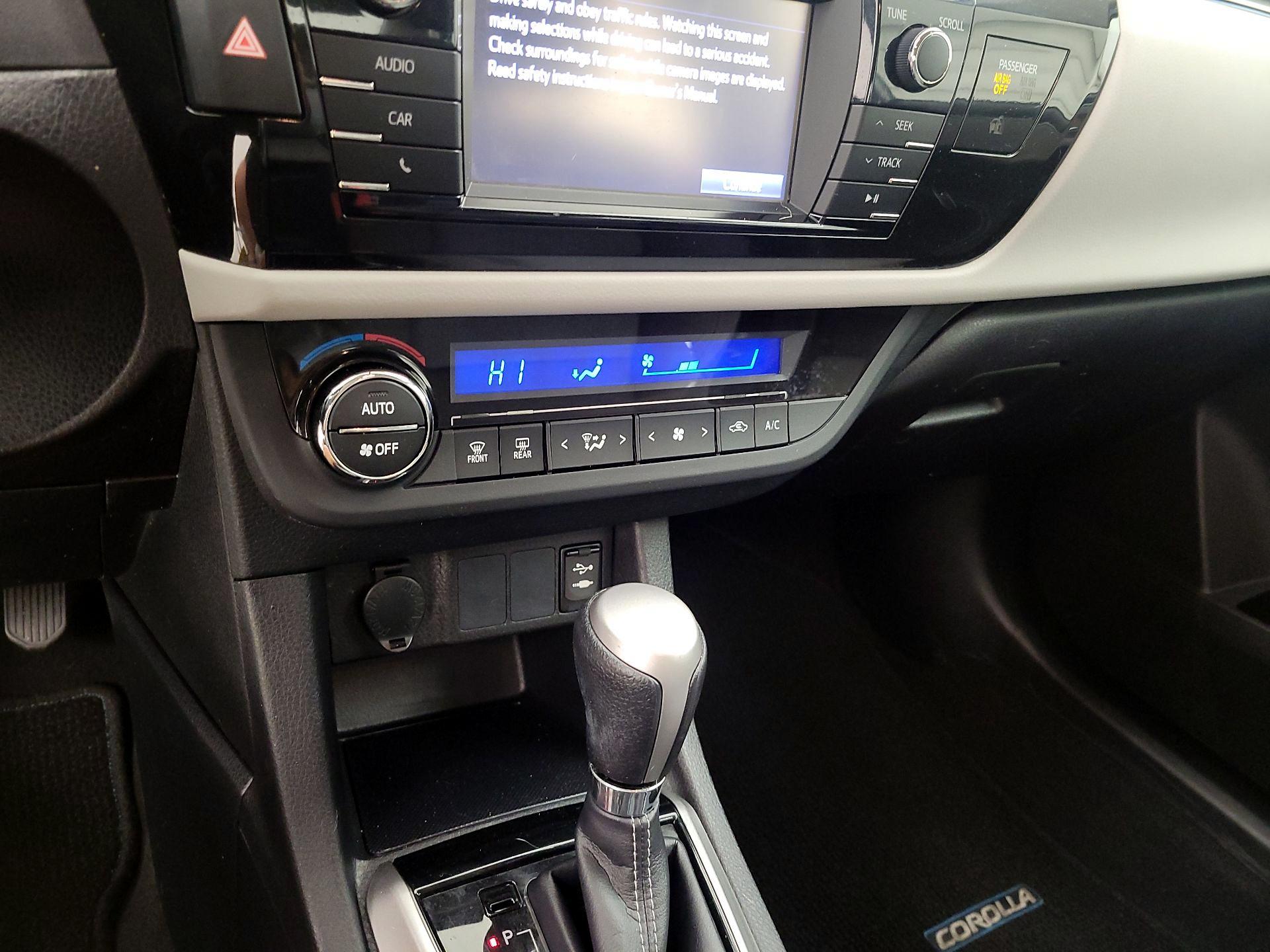 Thumbnail: 2016 Toyota Corolla - 15