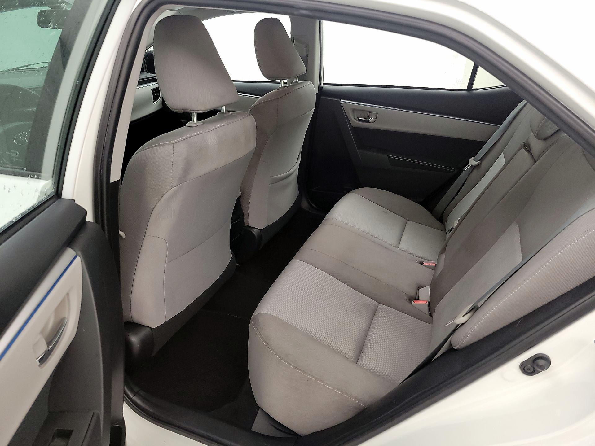 Thumbnail: 2016 Toyota Corolla - 17