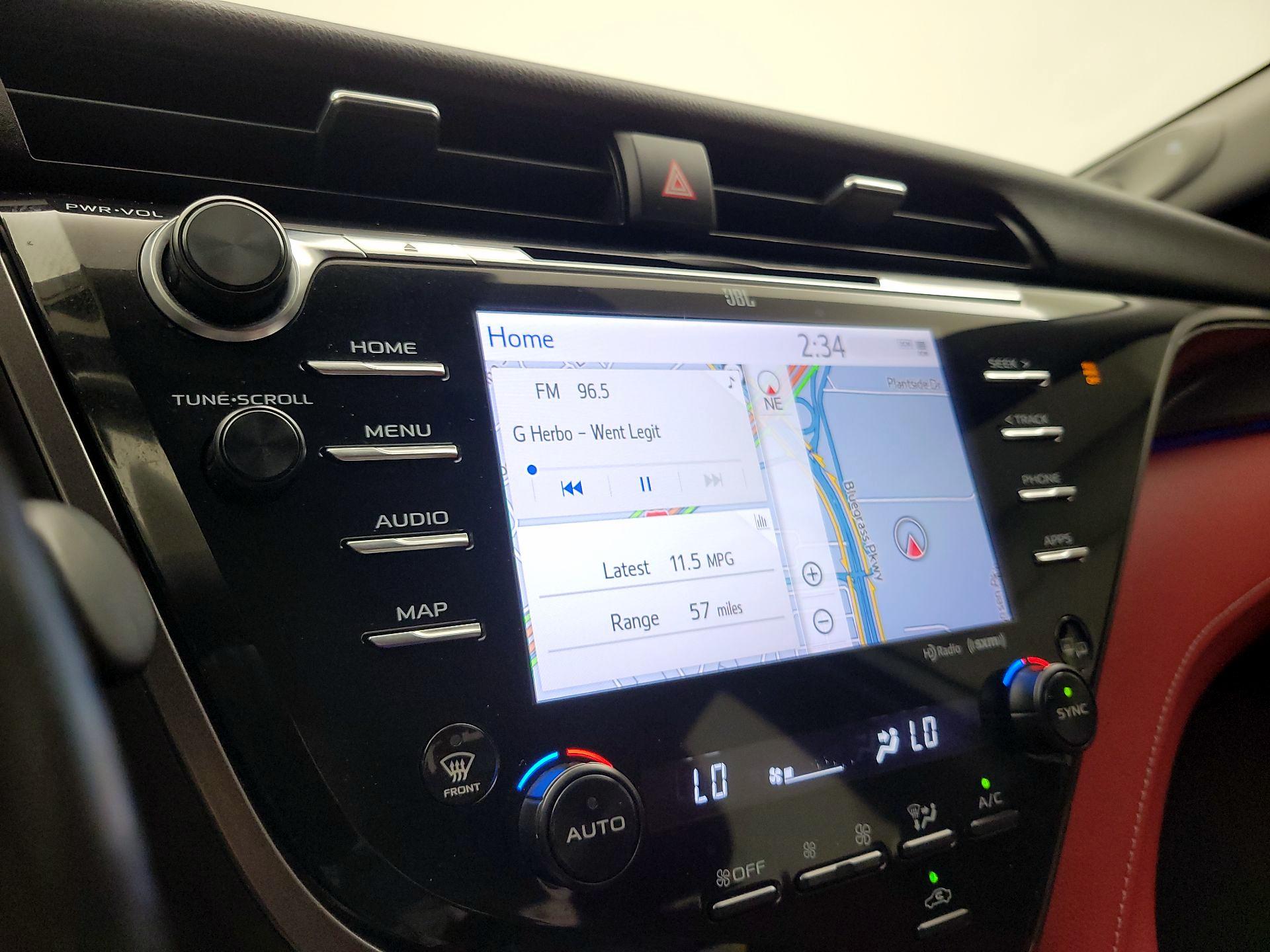 Thumbnail: 2019 Toyota Camry - 15