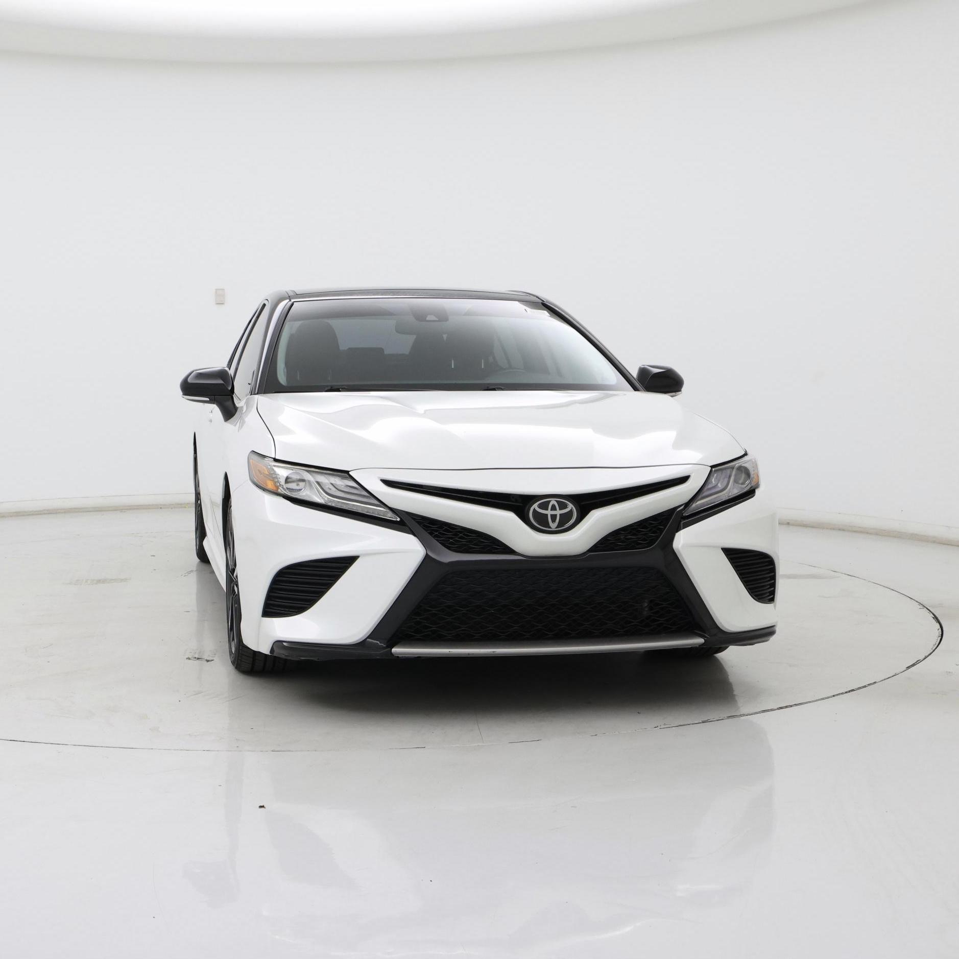 Thumbnail: 2019 Toyota Camry - 5