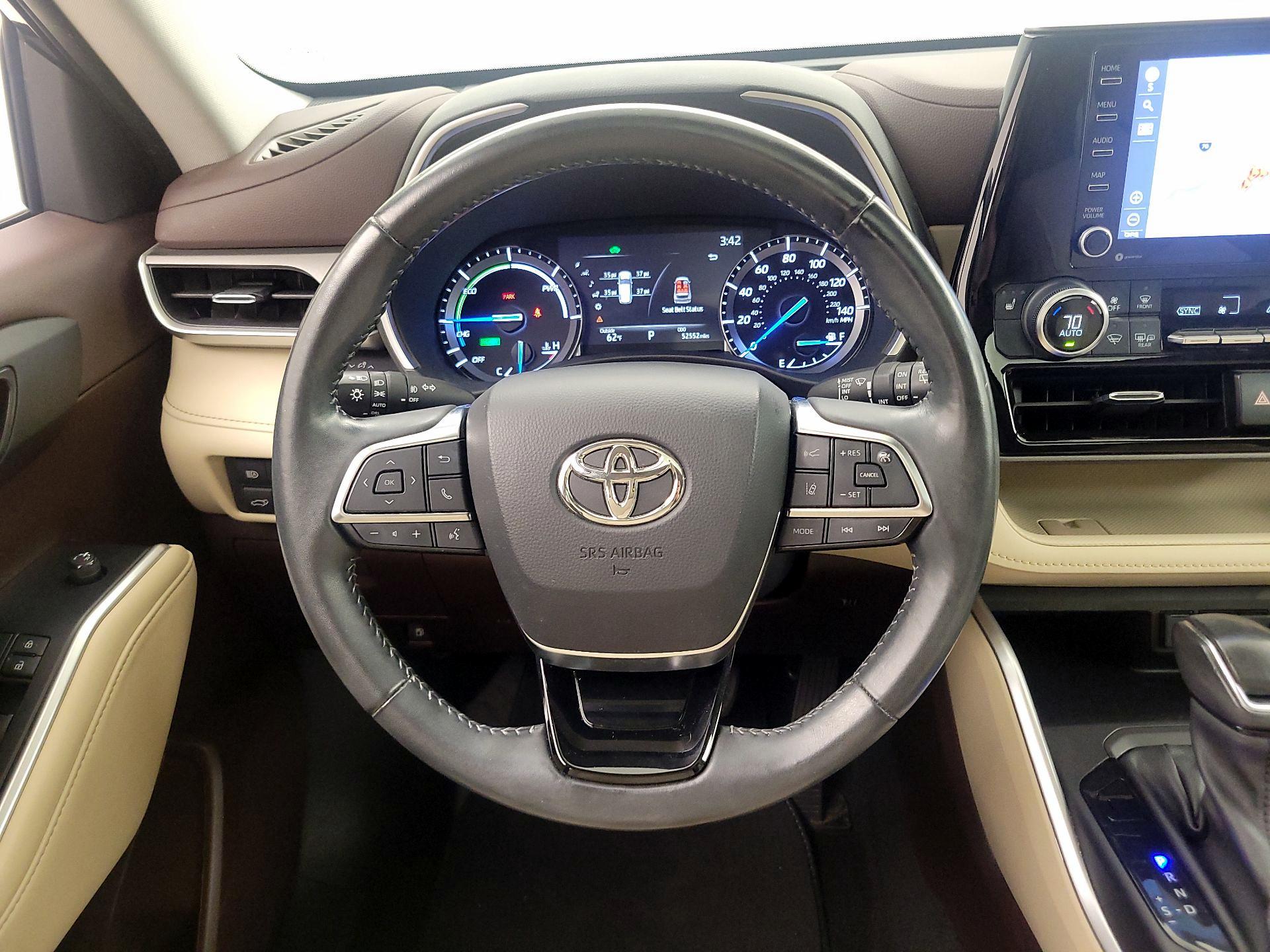 Thumbnail: 2021 Toyota Highlander - 10