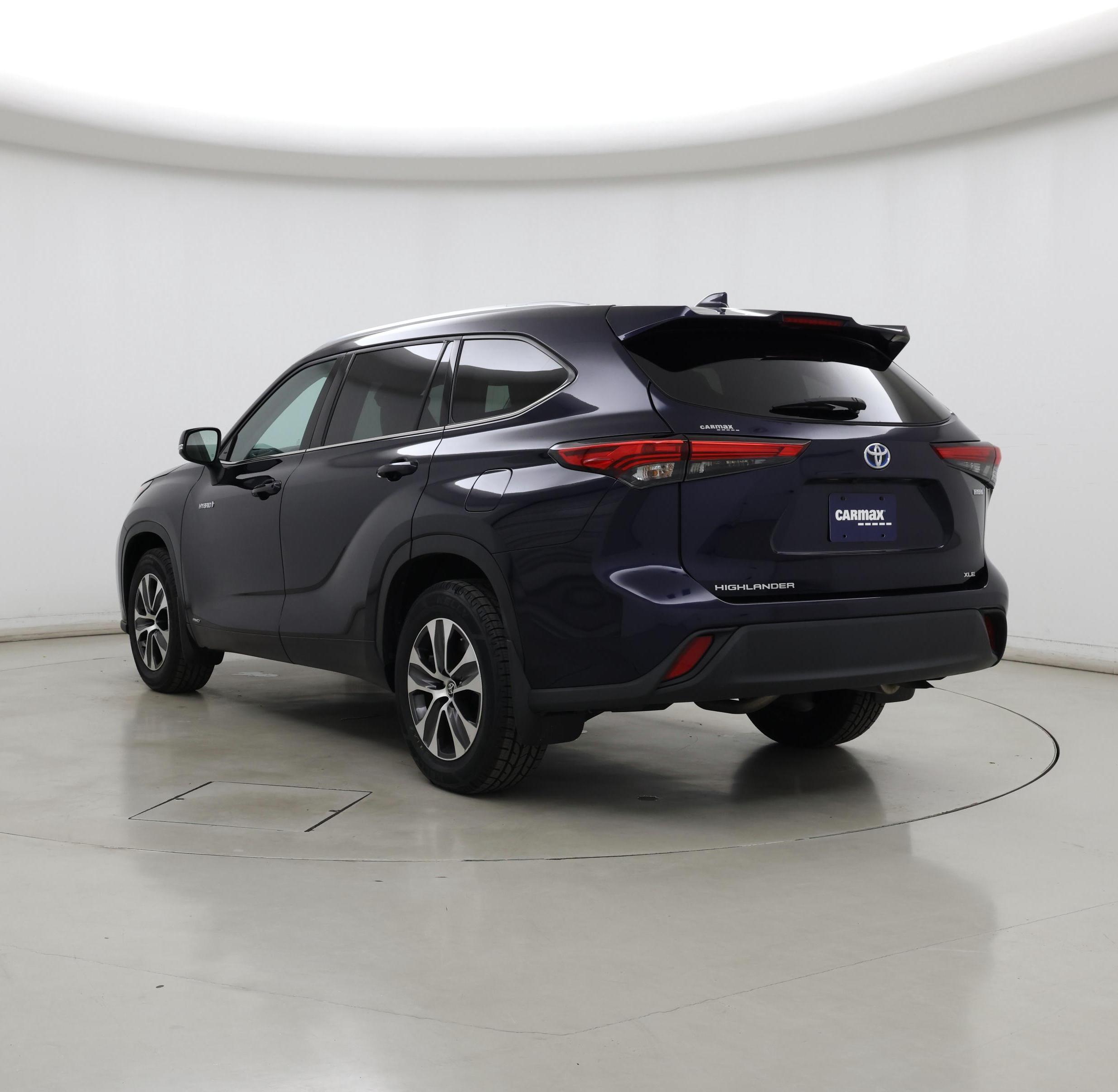 Thumbnail: 2021 Toyota Highlander - 2