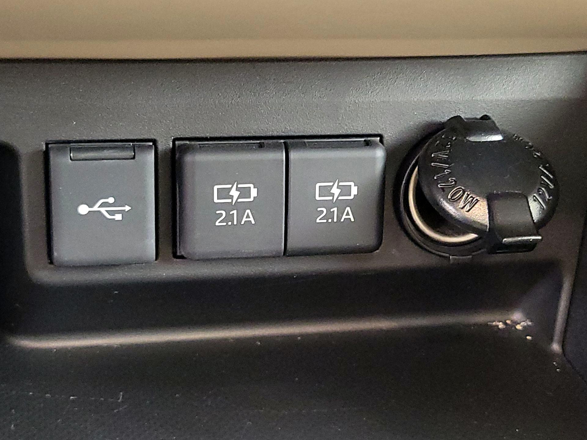 Thumbnail: 2021 Toyota Highlander - 19