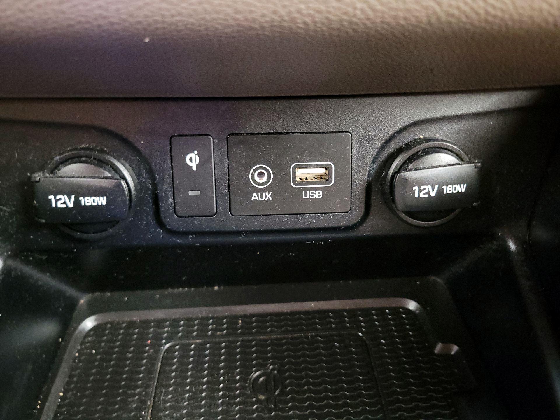 Thumbnail: 2020 Hyundai Tucson - 18