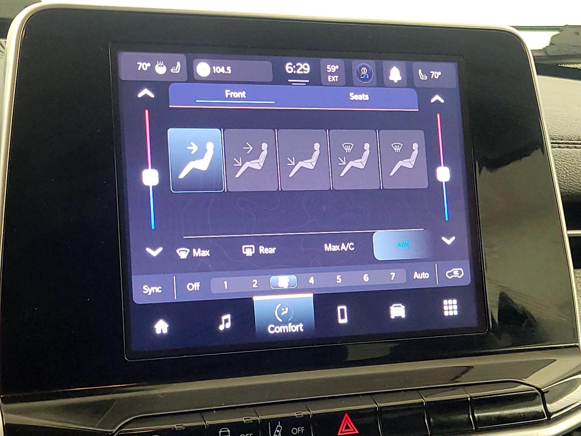 Thumbnail: 2022 Jeep Compass - 16