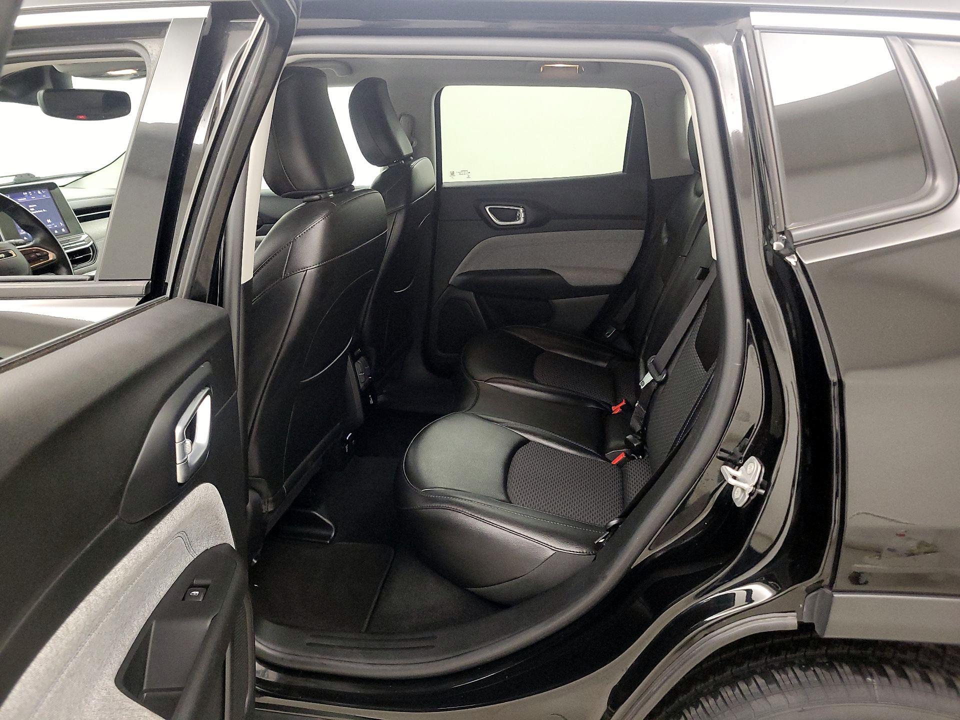 Thumbnail: 2022 Jeep Compass - 19