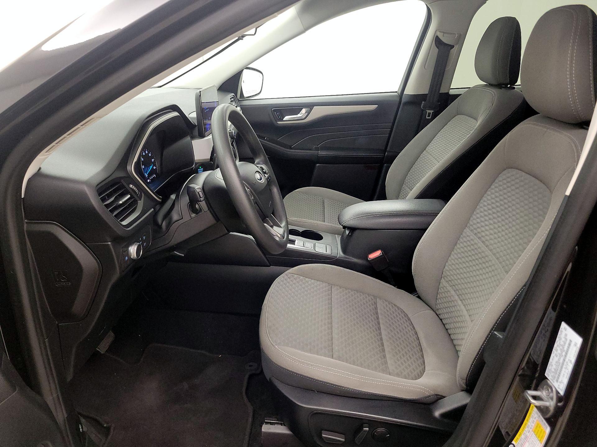 Thumbnail: 2021 Ford Escape - 11