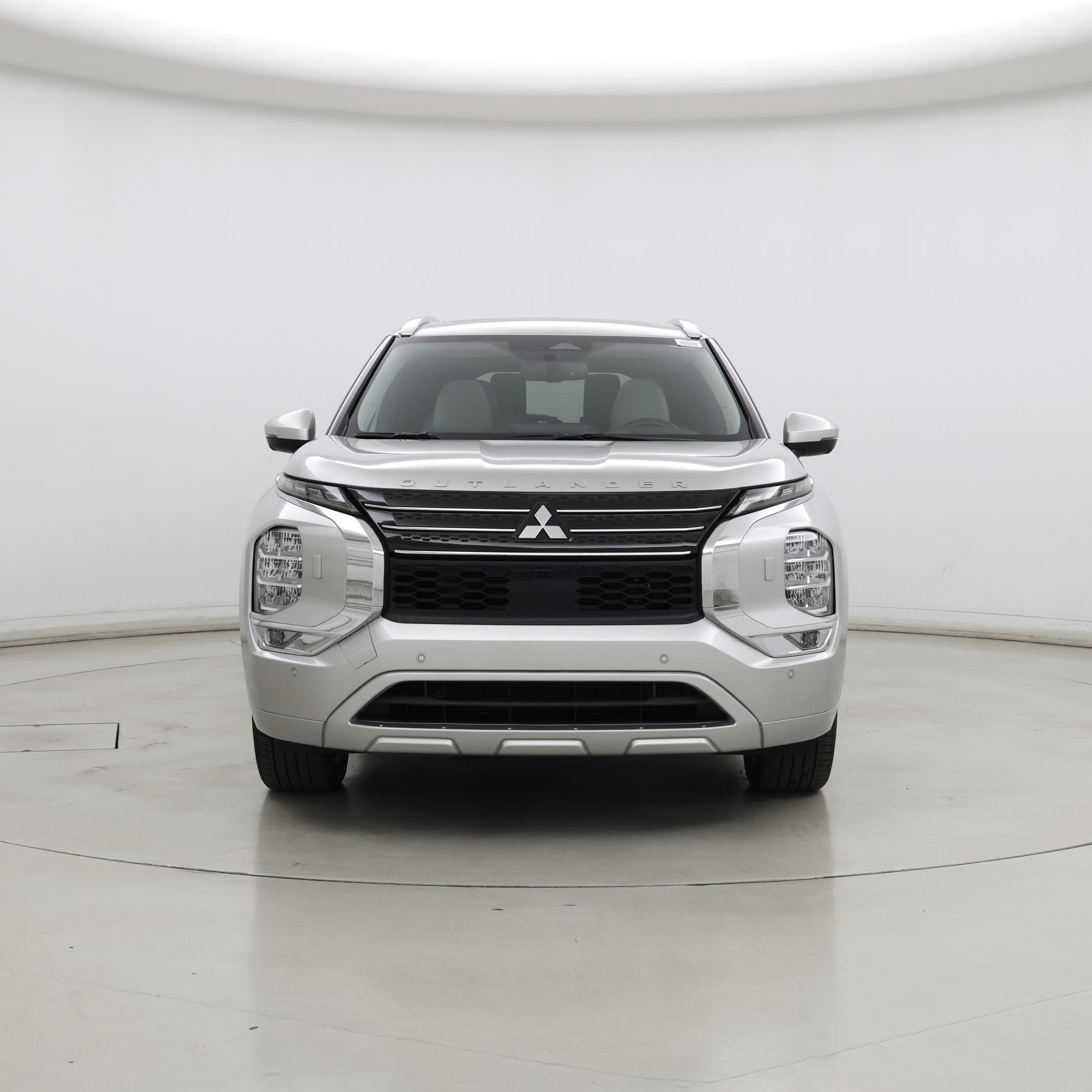 Thumbnail: 2023 Mitsubishi Outlander - 5
