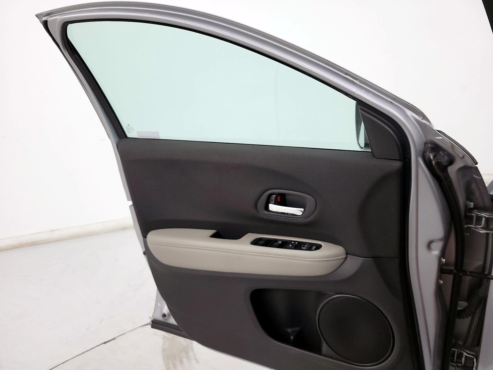 Thumbnail: 2021 Honda HR-V - 12