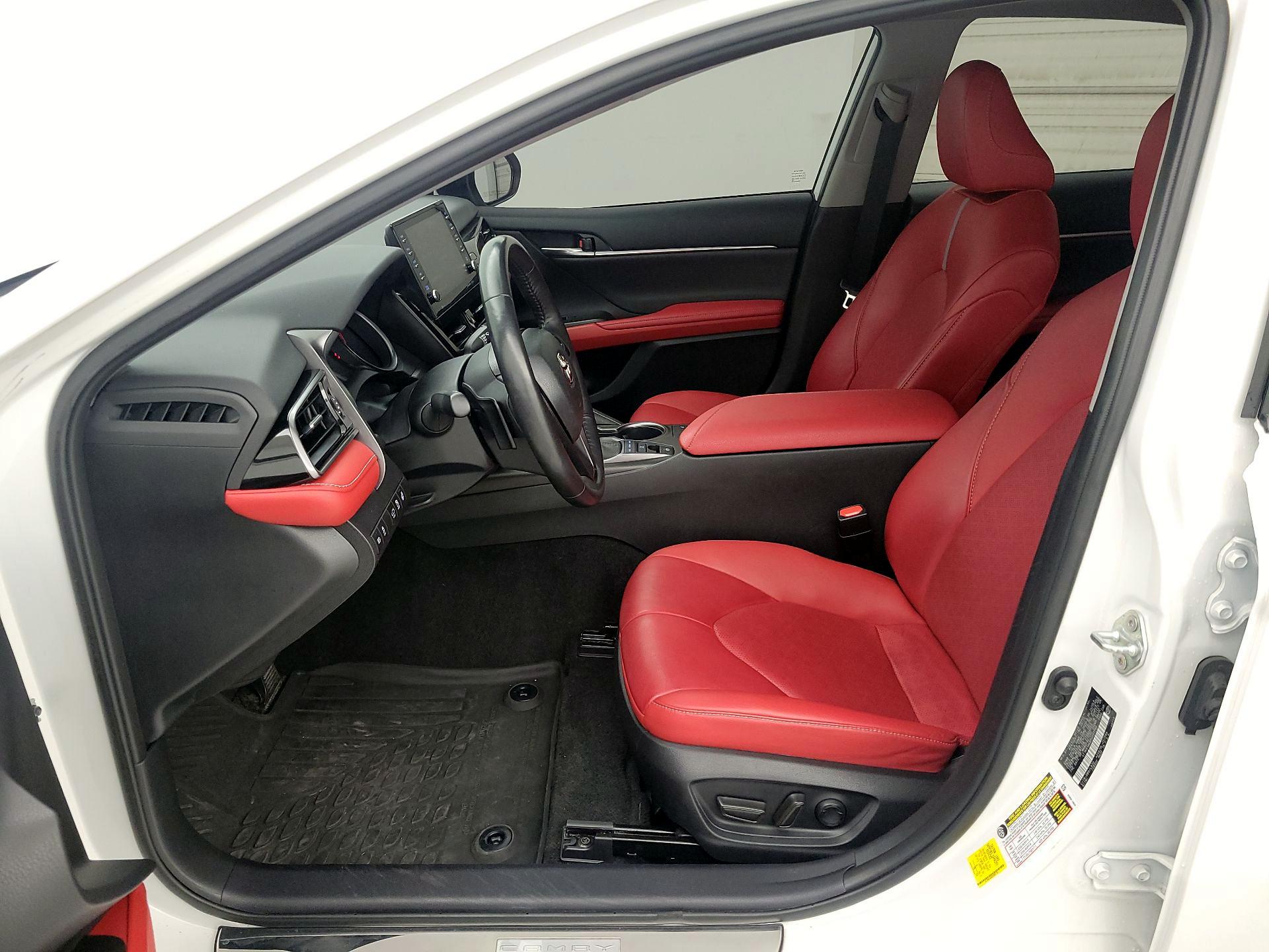 Thumbnail: 2023 Toyota Camry - 11