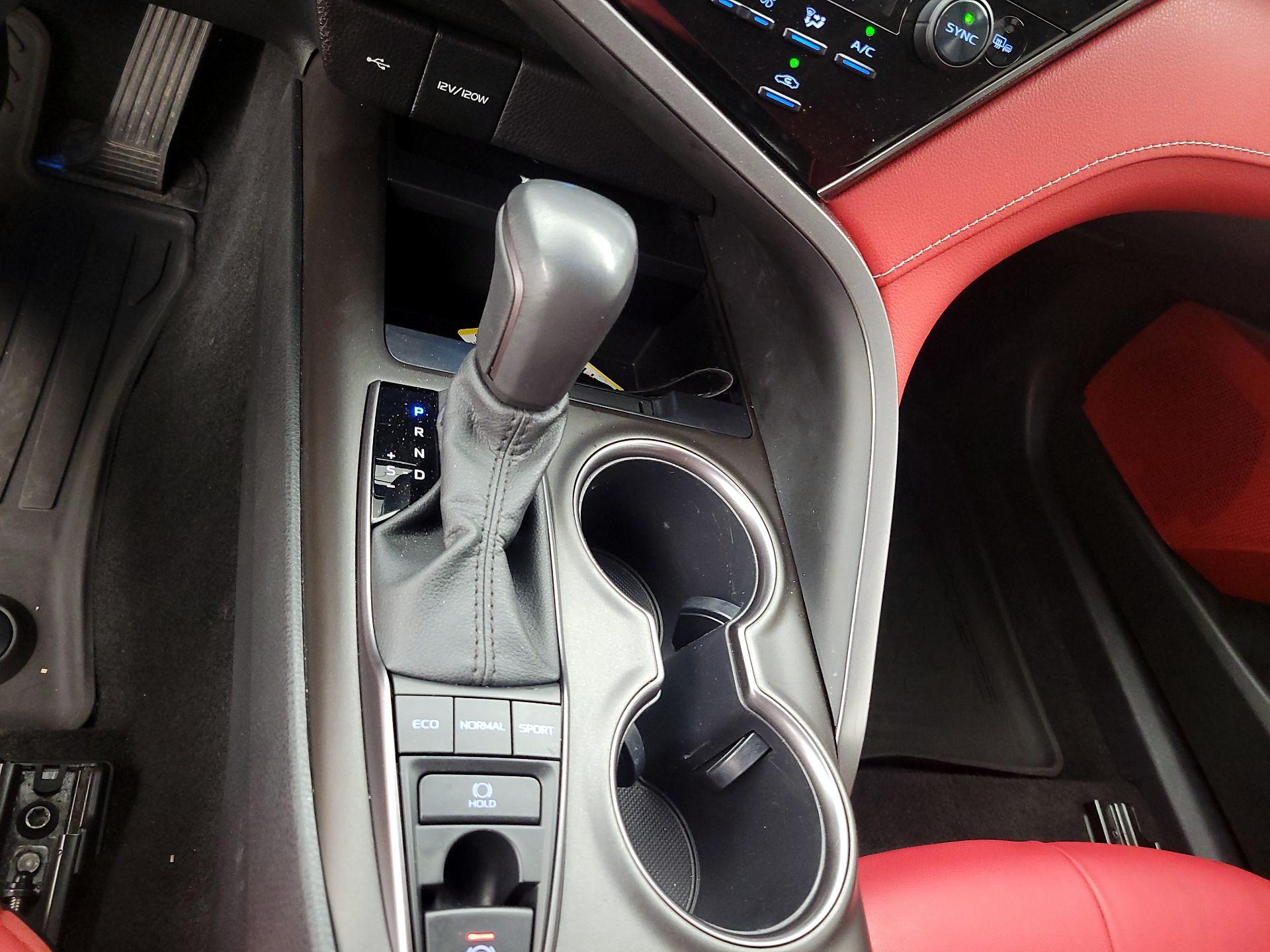 Thumbnail: 2023 Toyota Camry - 16