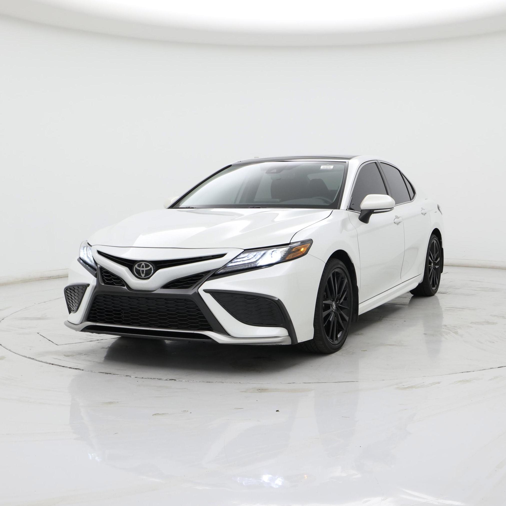 Thumbnail: 2023 Toyota Camry - 4