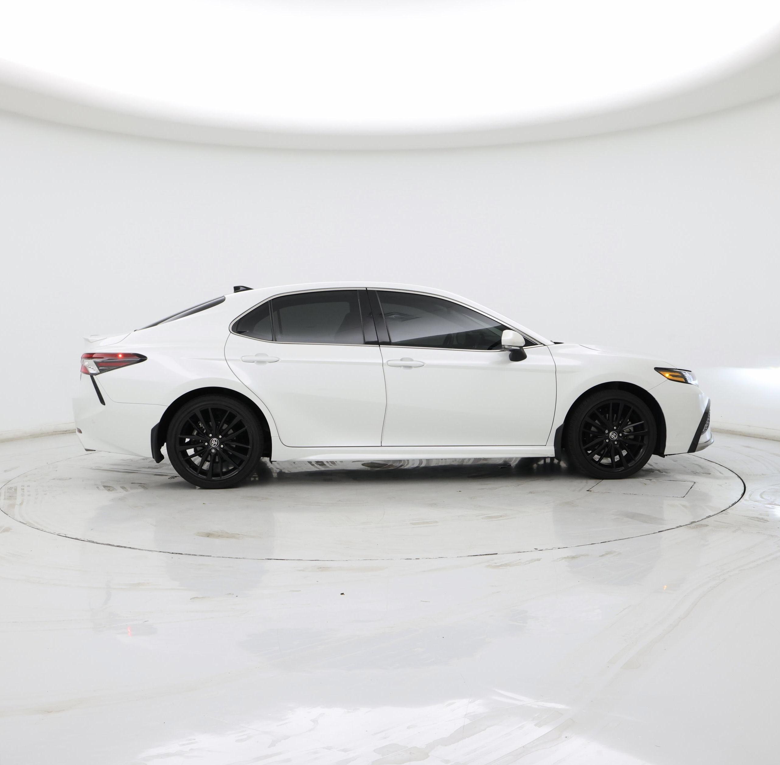 Thumbnail: 2023 Toyota Camry - 7