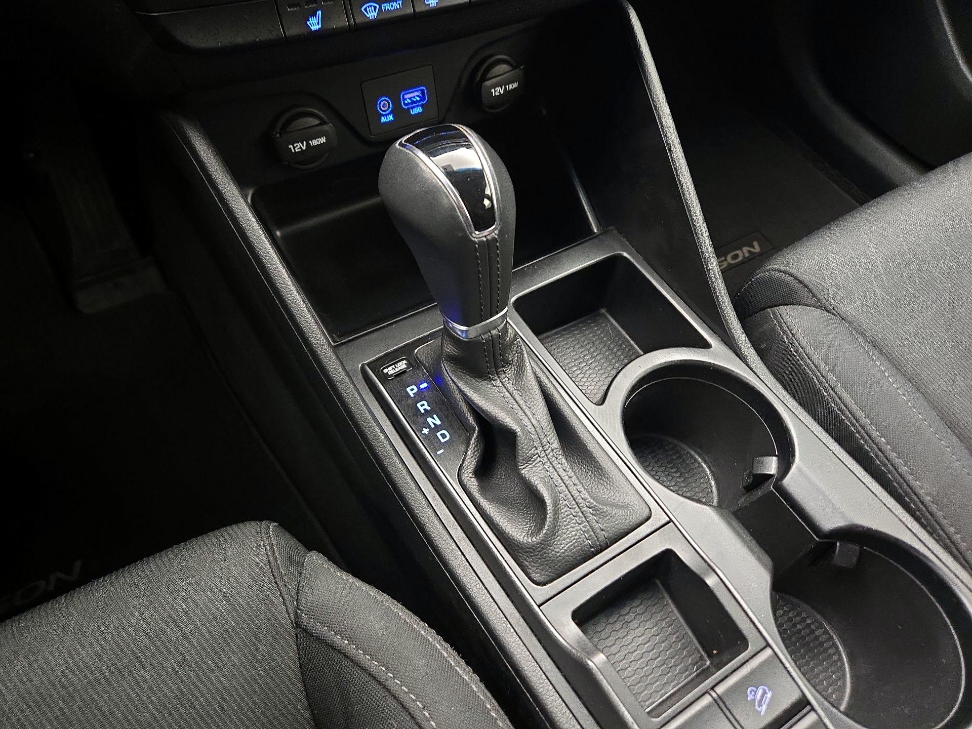 Thumbnail: 2016 Hyundai Tucson - 17