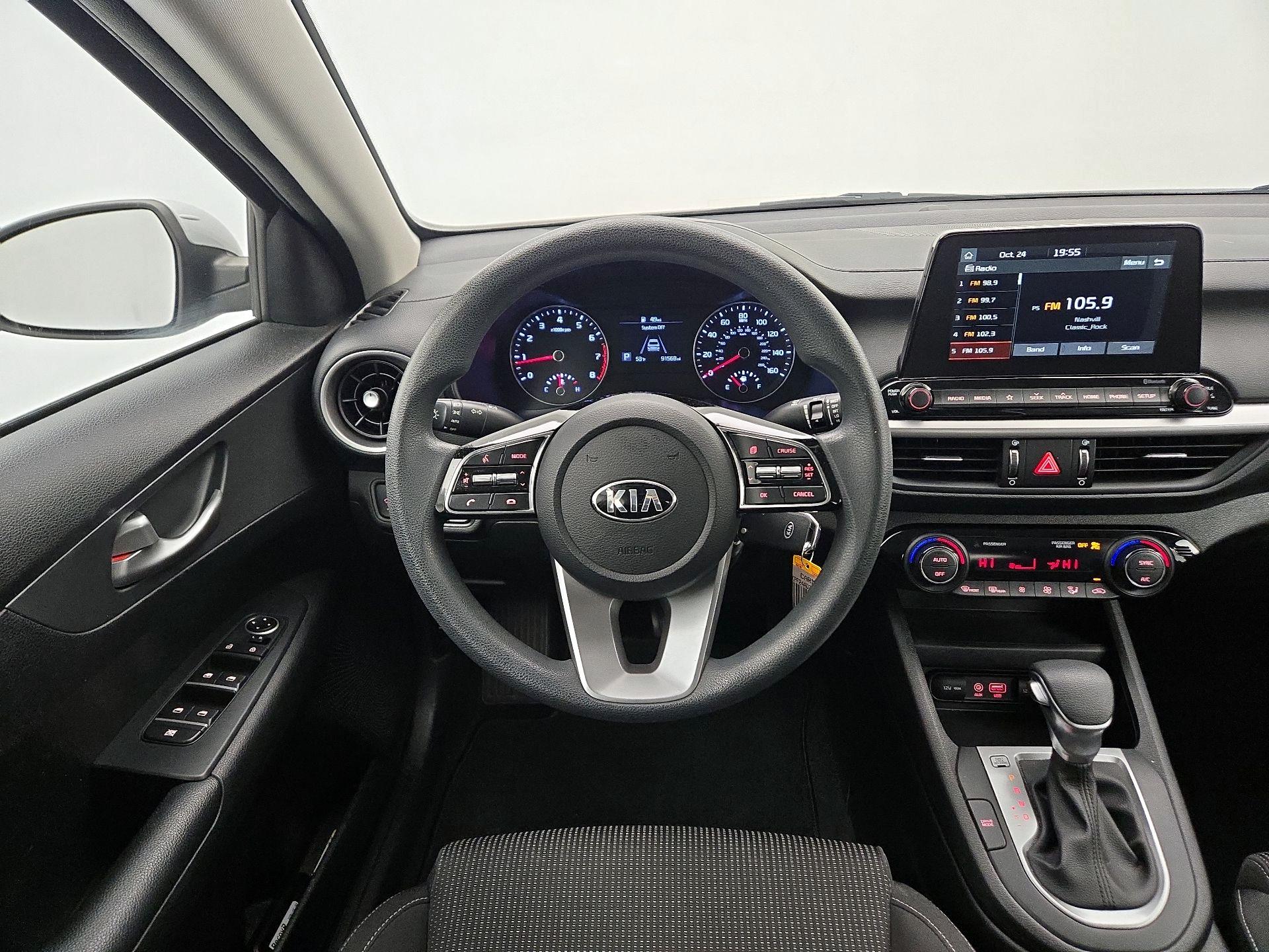 Thumbnail: 2019 Kia Forte - 10