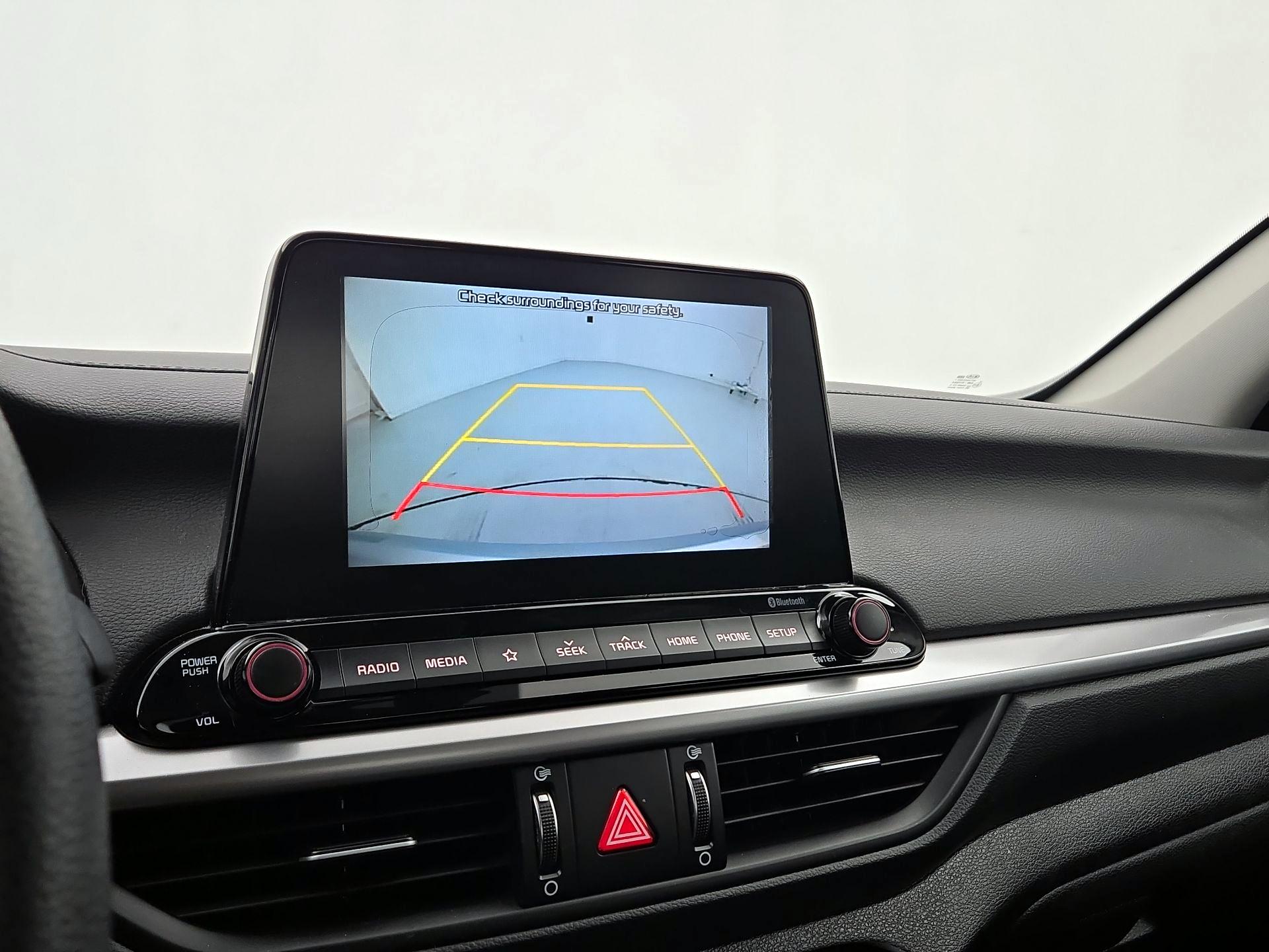 Thumbnail: 2019 Kia Forte - 14