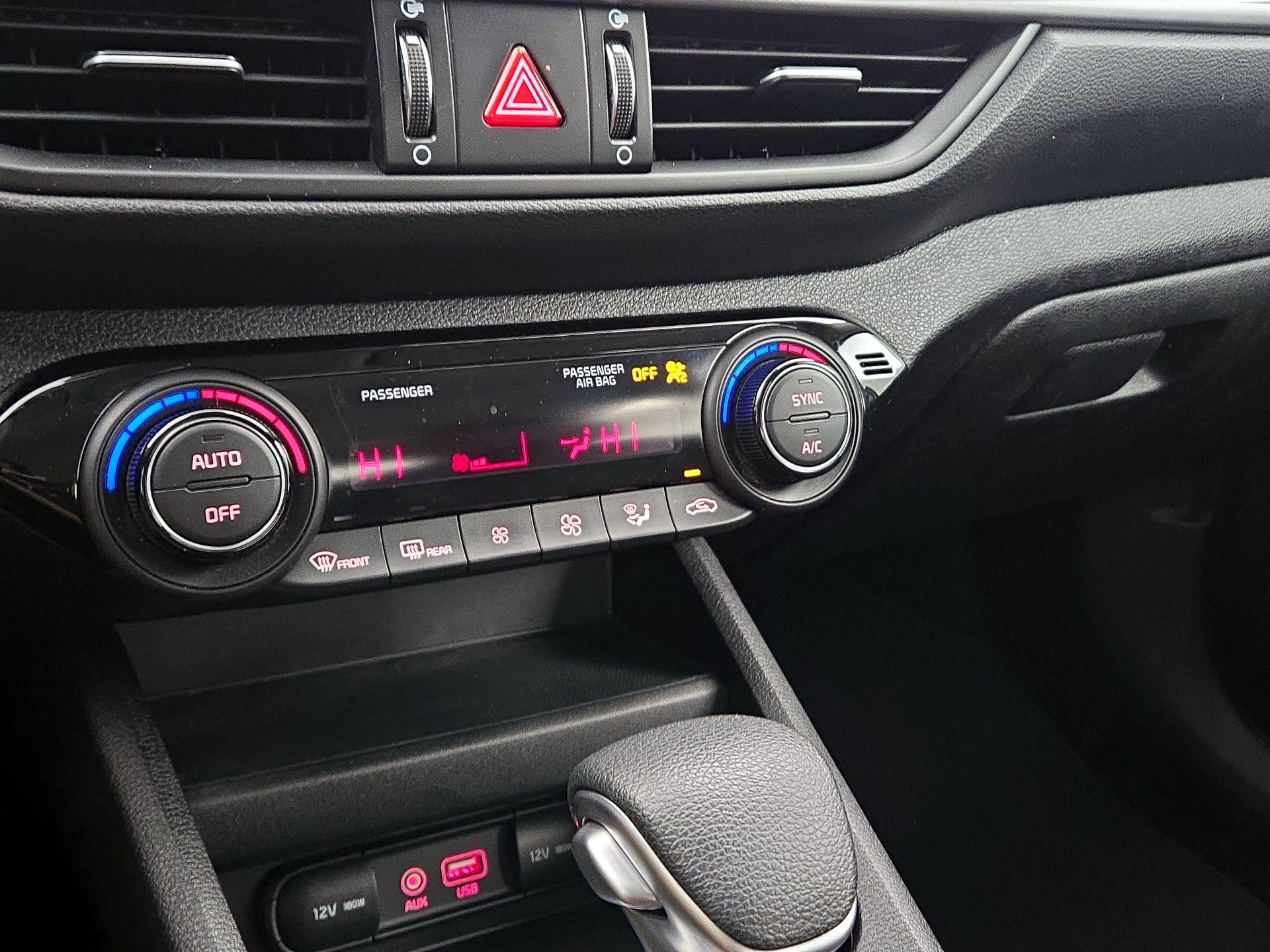 Thumbnail: 2019 Kia Forte - 16