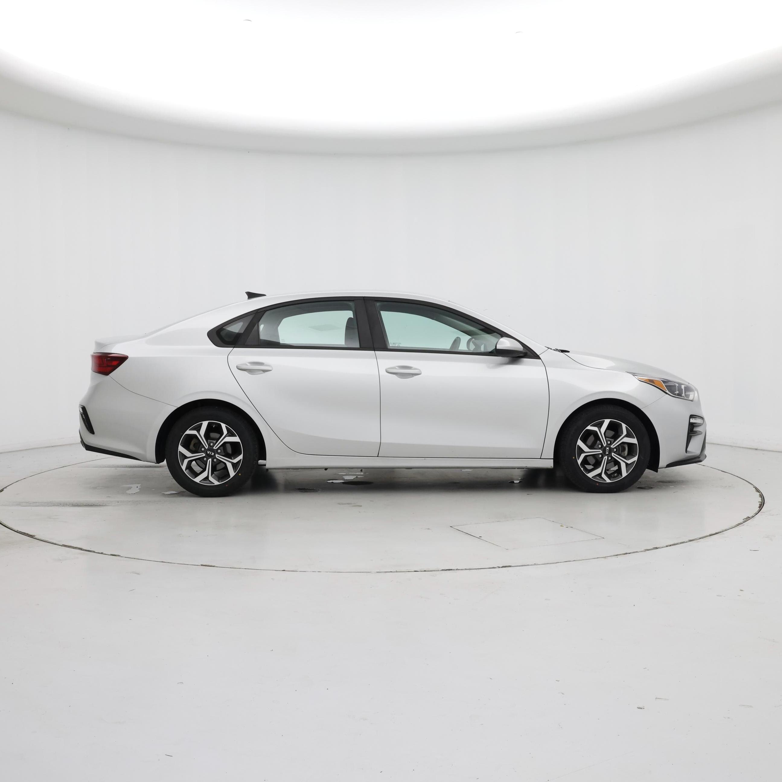 Thumbnail: 2019 Kia Forte - 7