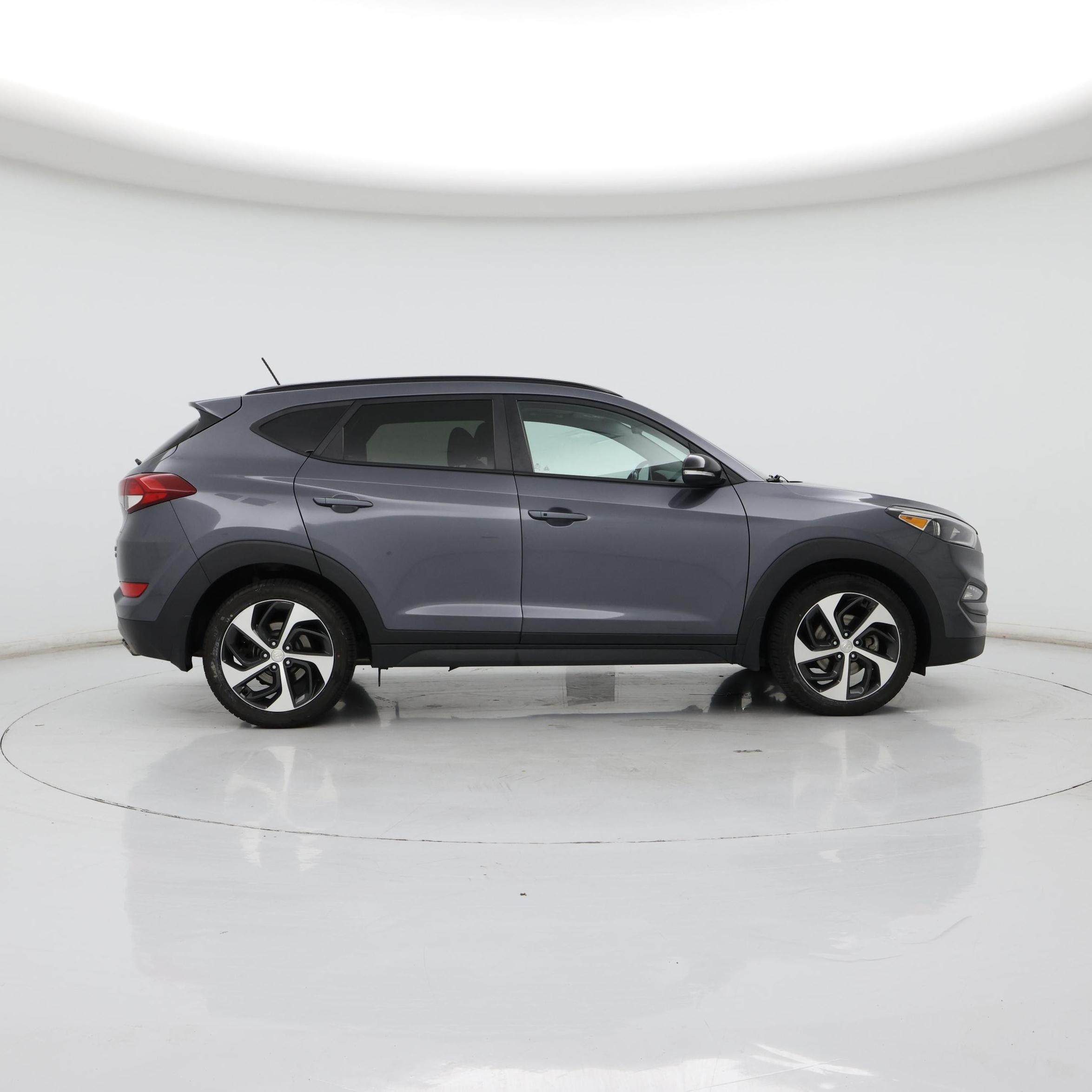 Thumbnail: 2017 Hyundai Tucson - 7