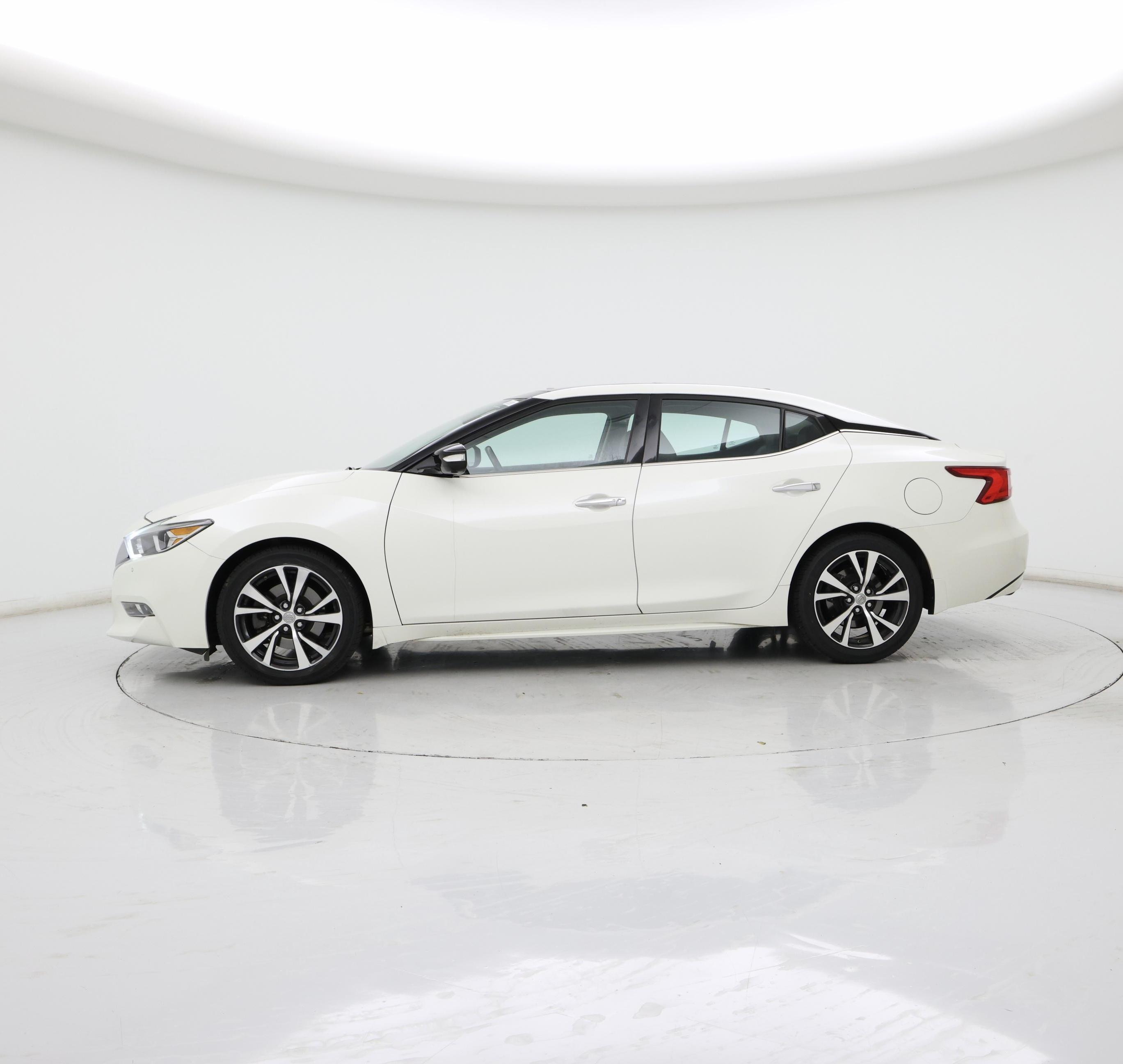 Thumbnail: 2016 Nissan Maxima - 3