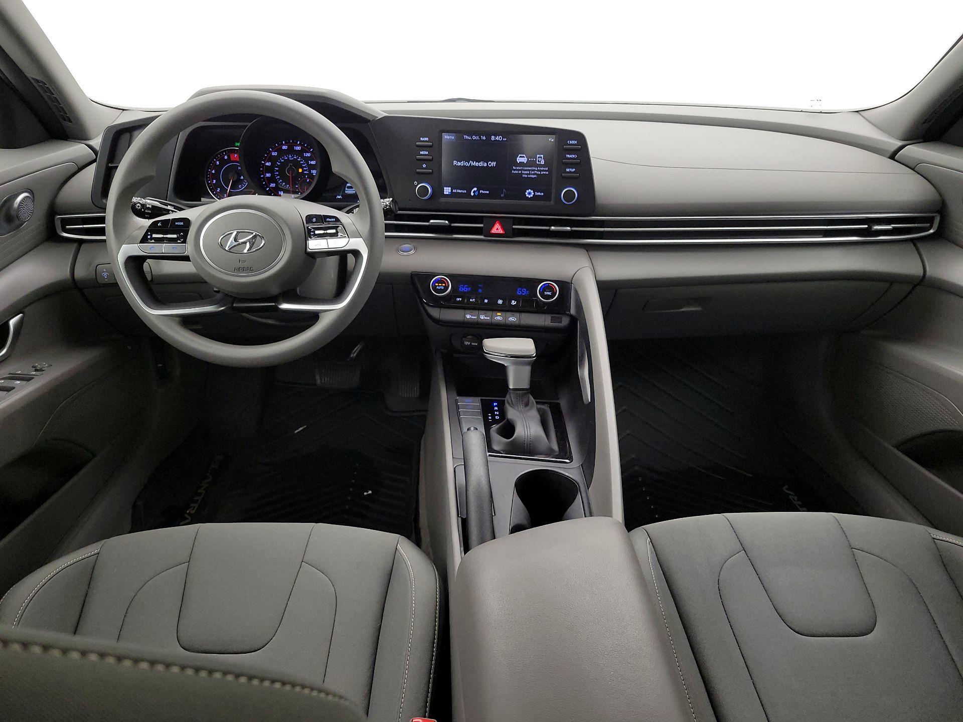 Thumbnail: 2023 Hyundai Elantra - 9