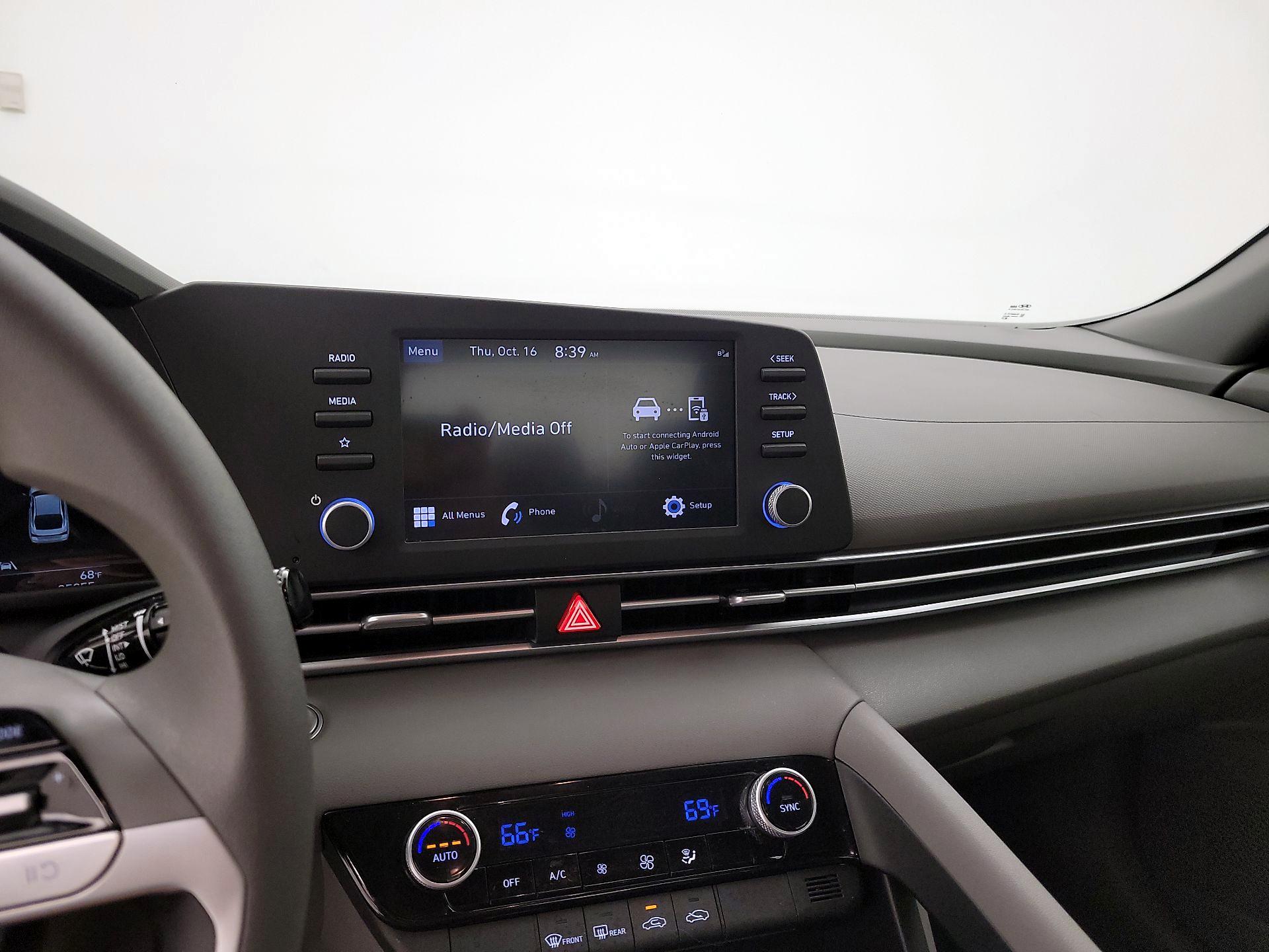 Thumbnail: 2023 Hyundai Elantra - 14