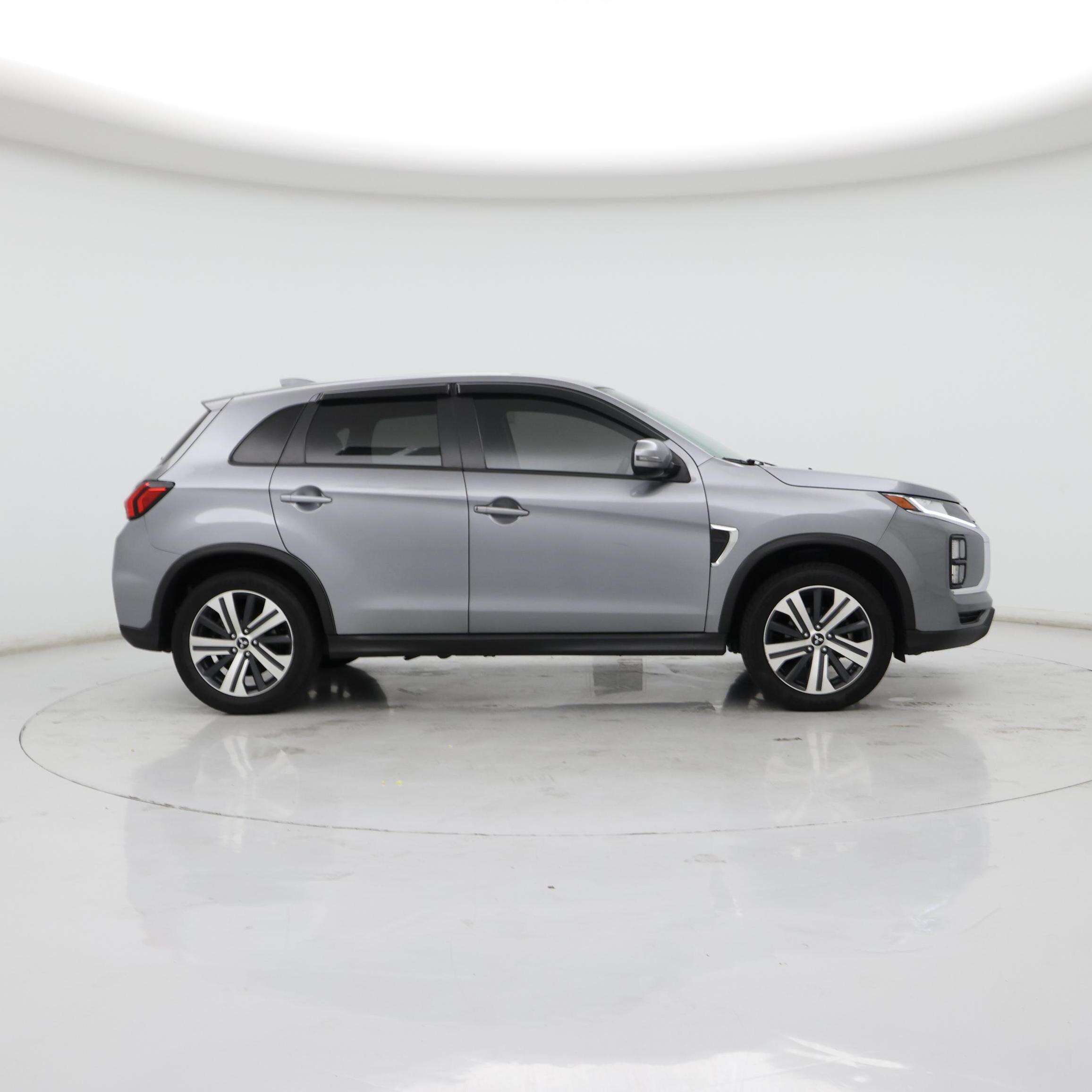 Thumbnail: 2022 Mitsubishi Outlander Sport - 7