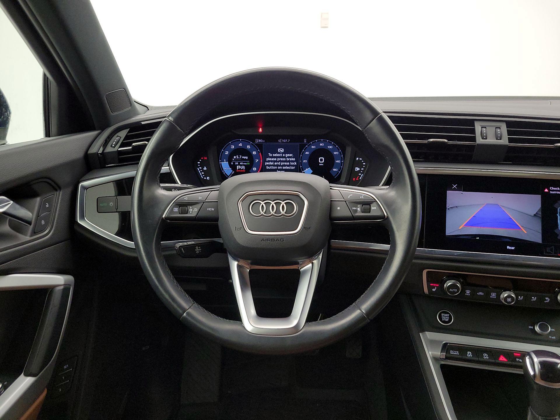 Thumbnail: 2022 Audi Q3 - 10
