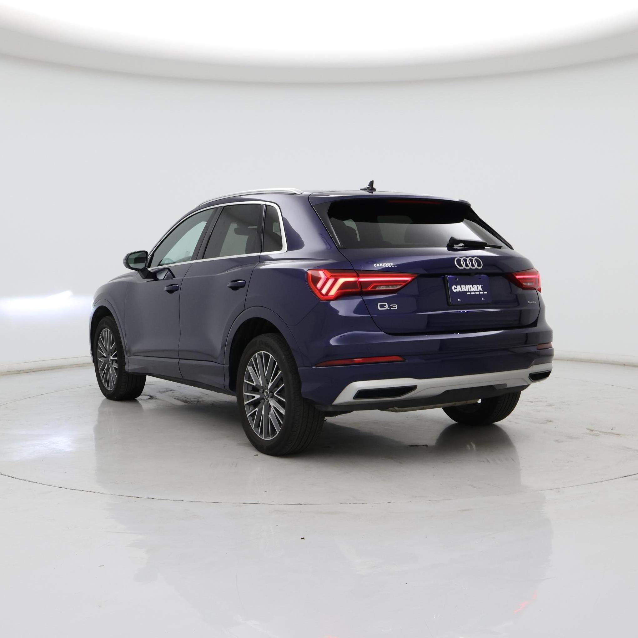 Thumbnail: 2022 Audi Q3 - 2