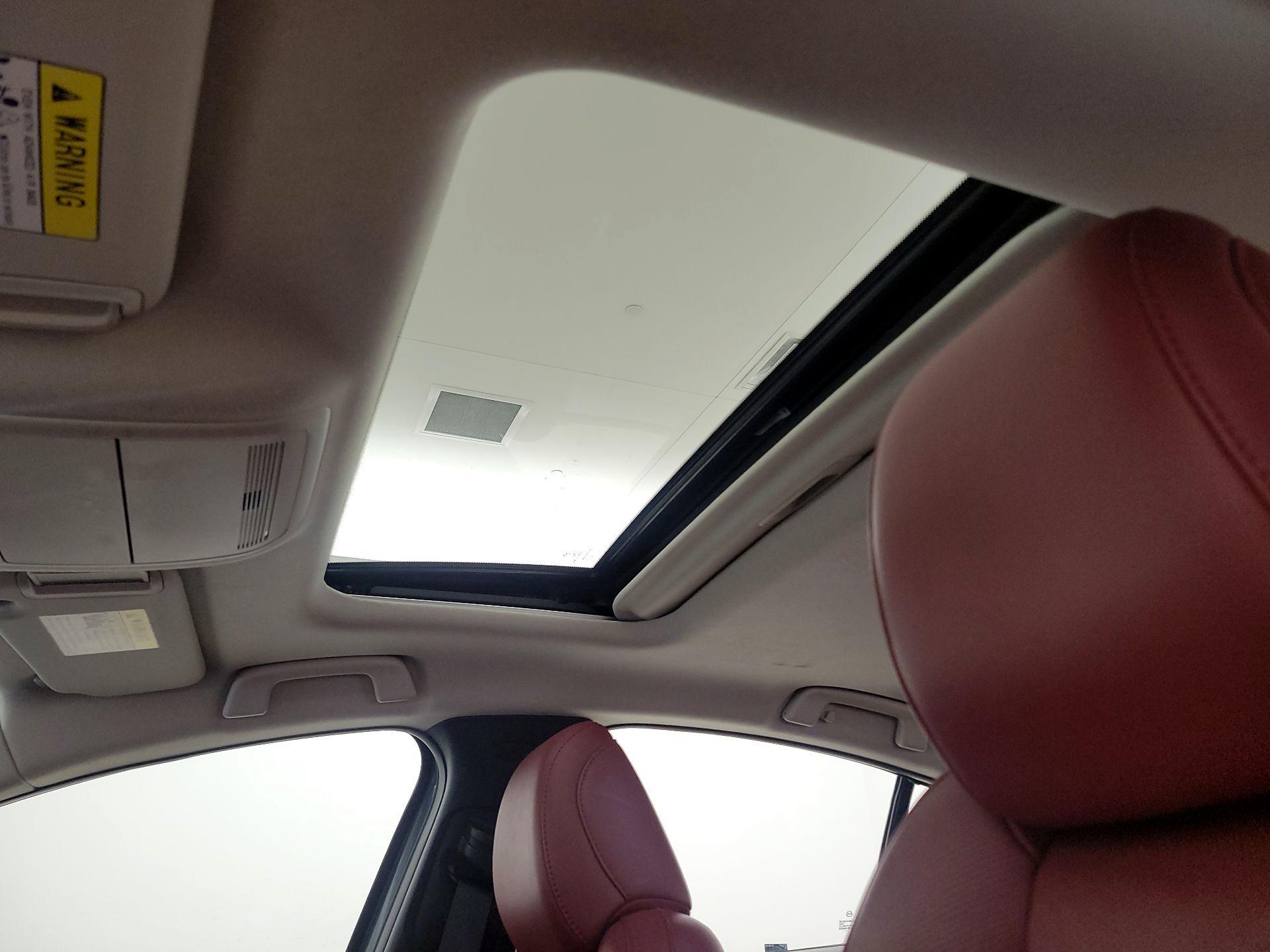 Thumbnail: 2023 Mazda Mazda3 - 19