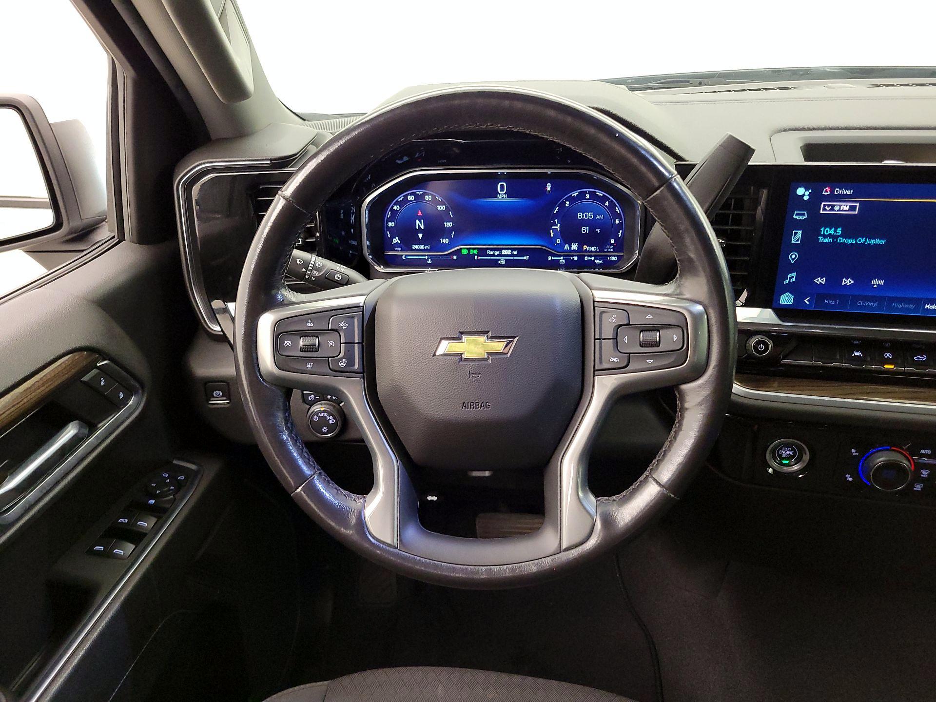 Thumbnail: 2022 Chevrolet Silverado 1500 - 10