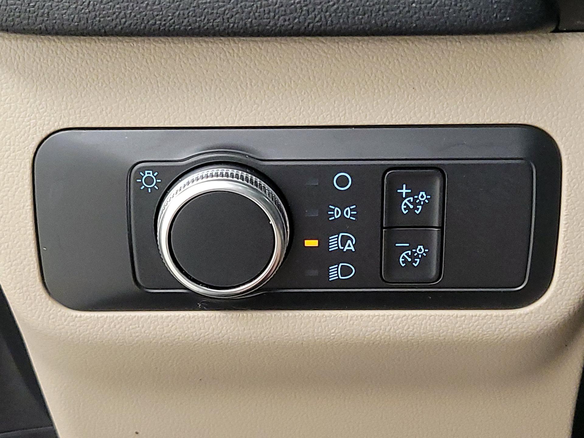 Thumbnail: 2021 Ford Escape - 13