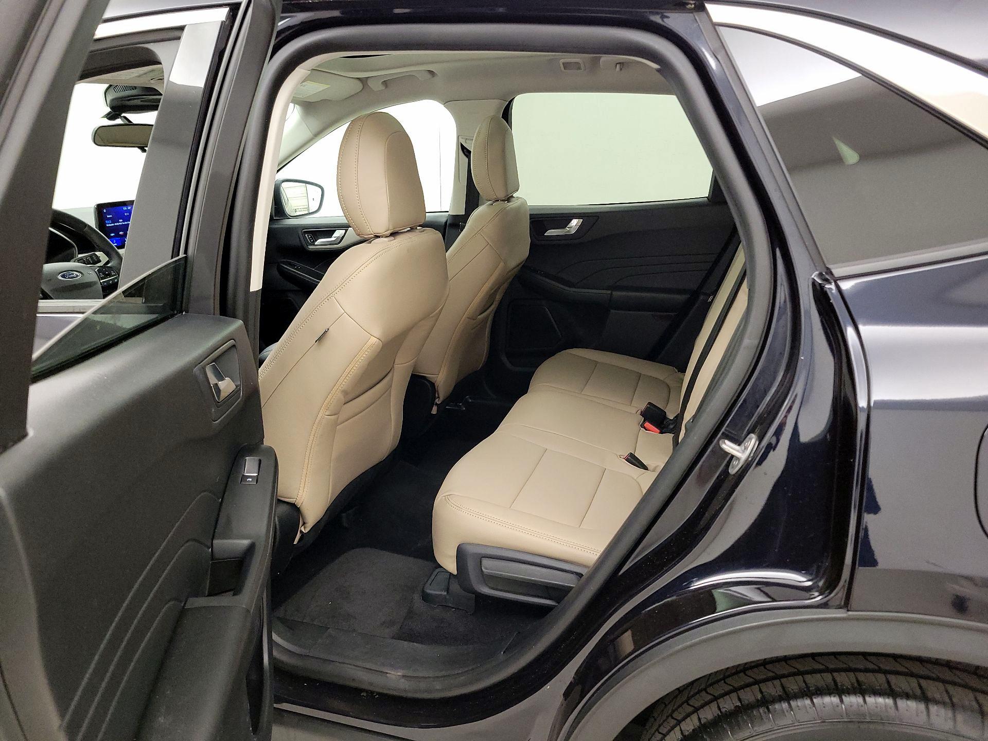 Thumbnail: 2021 Ford Escape - 20