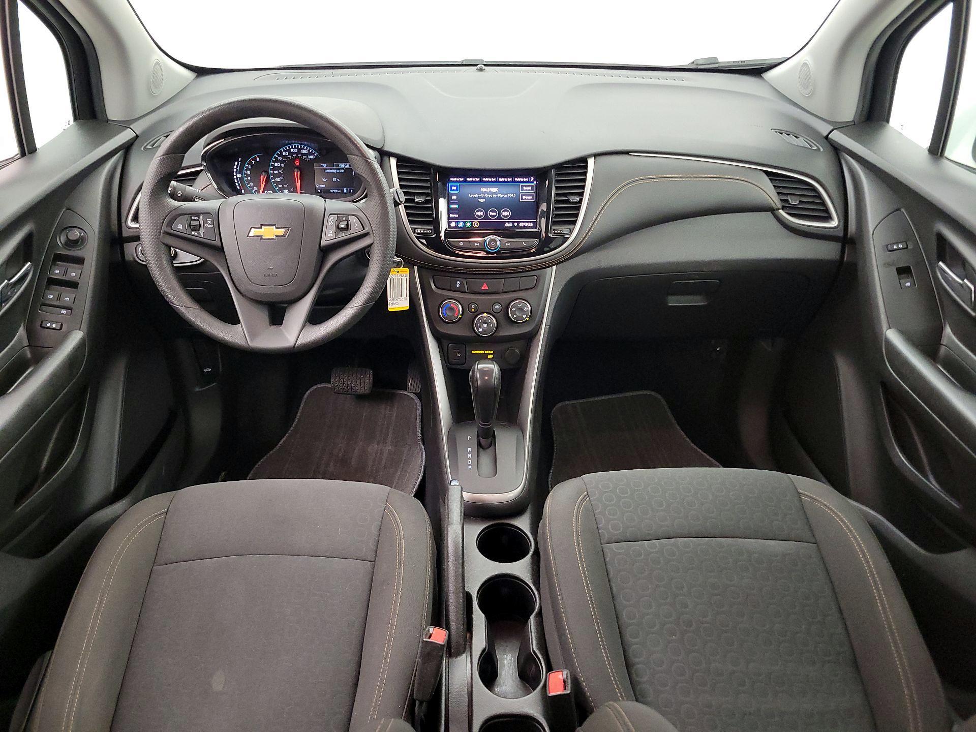 Thumbnail: 2021 Chevrolet Trax - 9