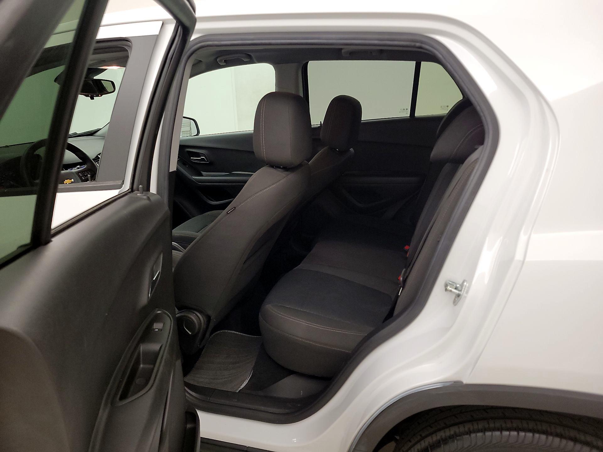 Thumbnail: 2021 Chevrolet Trax - 19