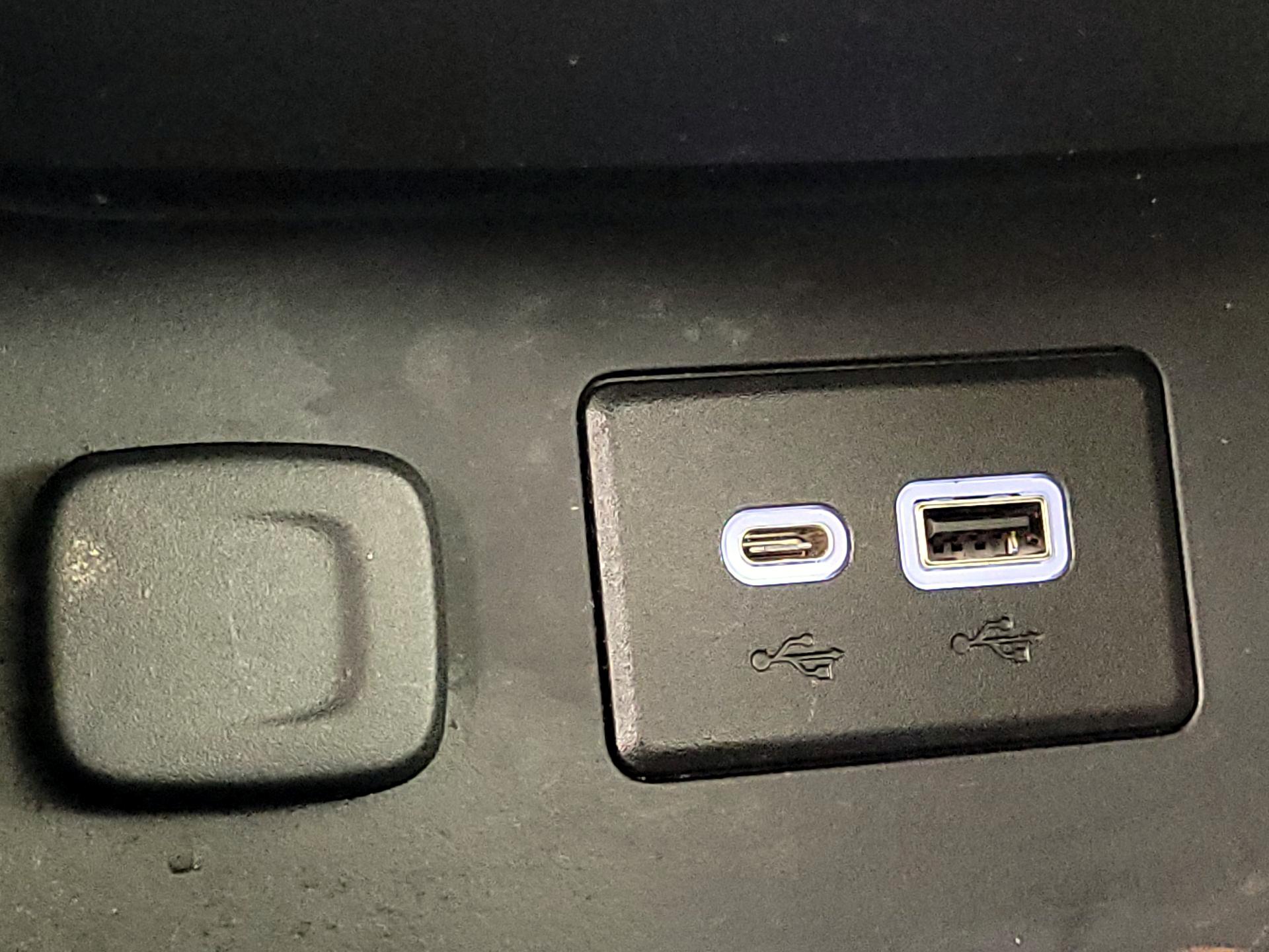 Thumbnail: 2022 GMC Acadia - 18