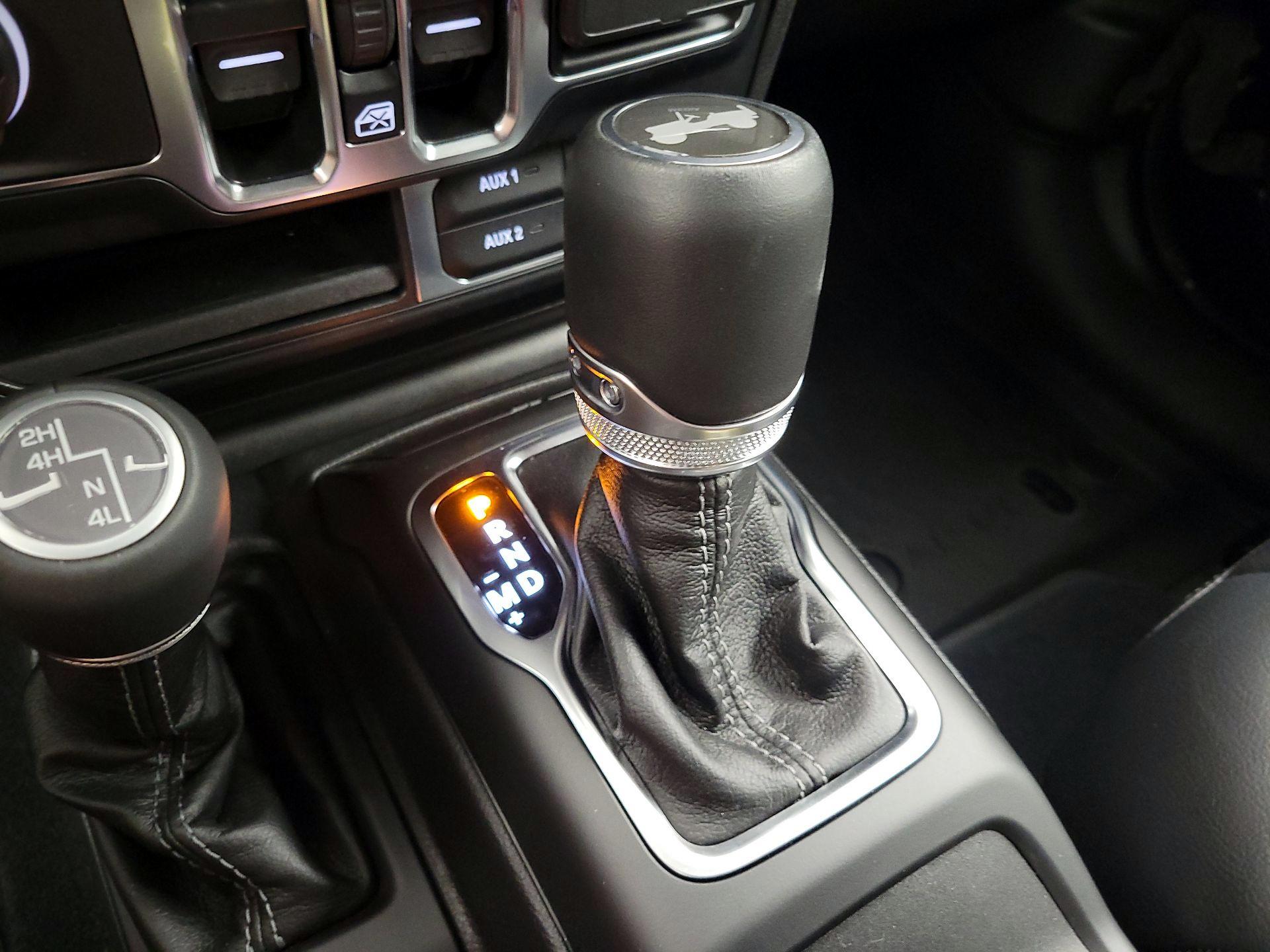 Thumbnail: 2024 Jeep Wrangler - 15