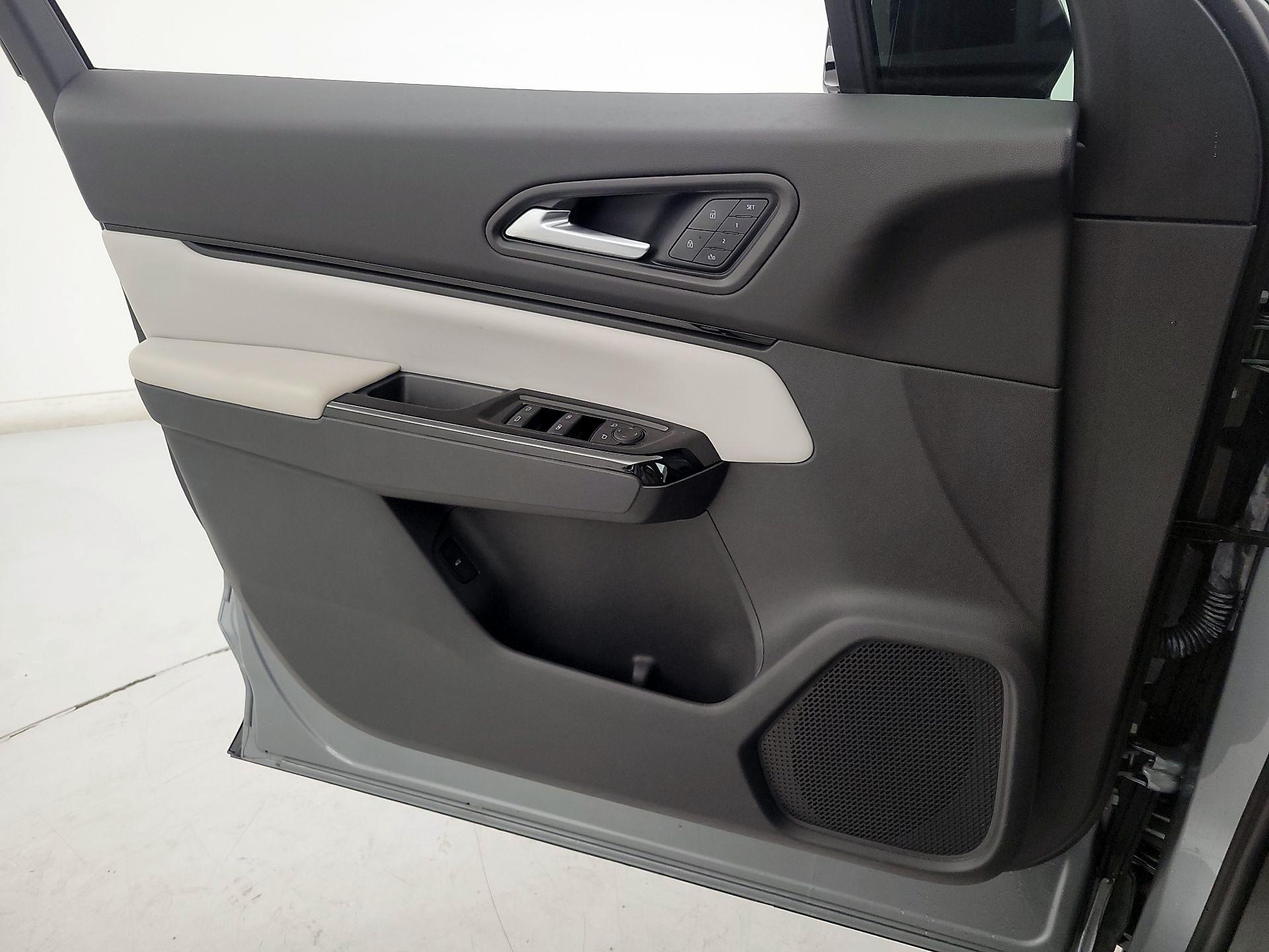 Thumbnail: 2025 Honda Prologue - 12