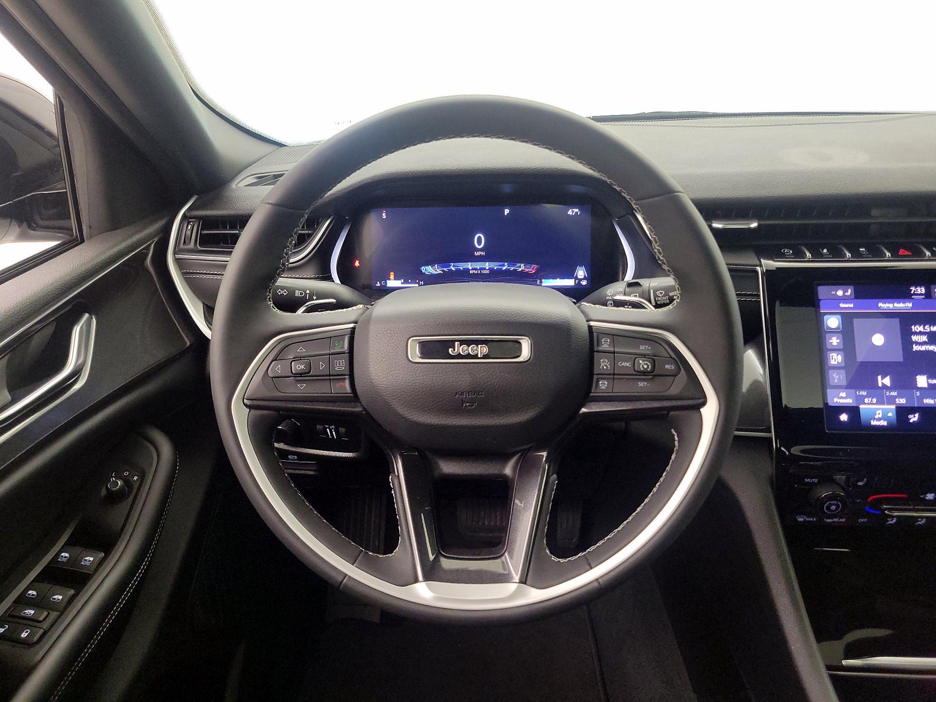 Thumbnail: 2023 Jeep Grand Cherokee L - 10