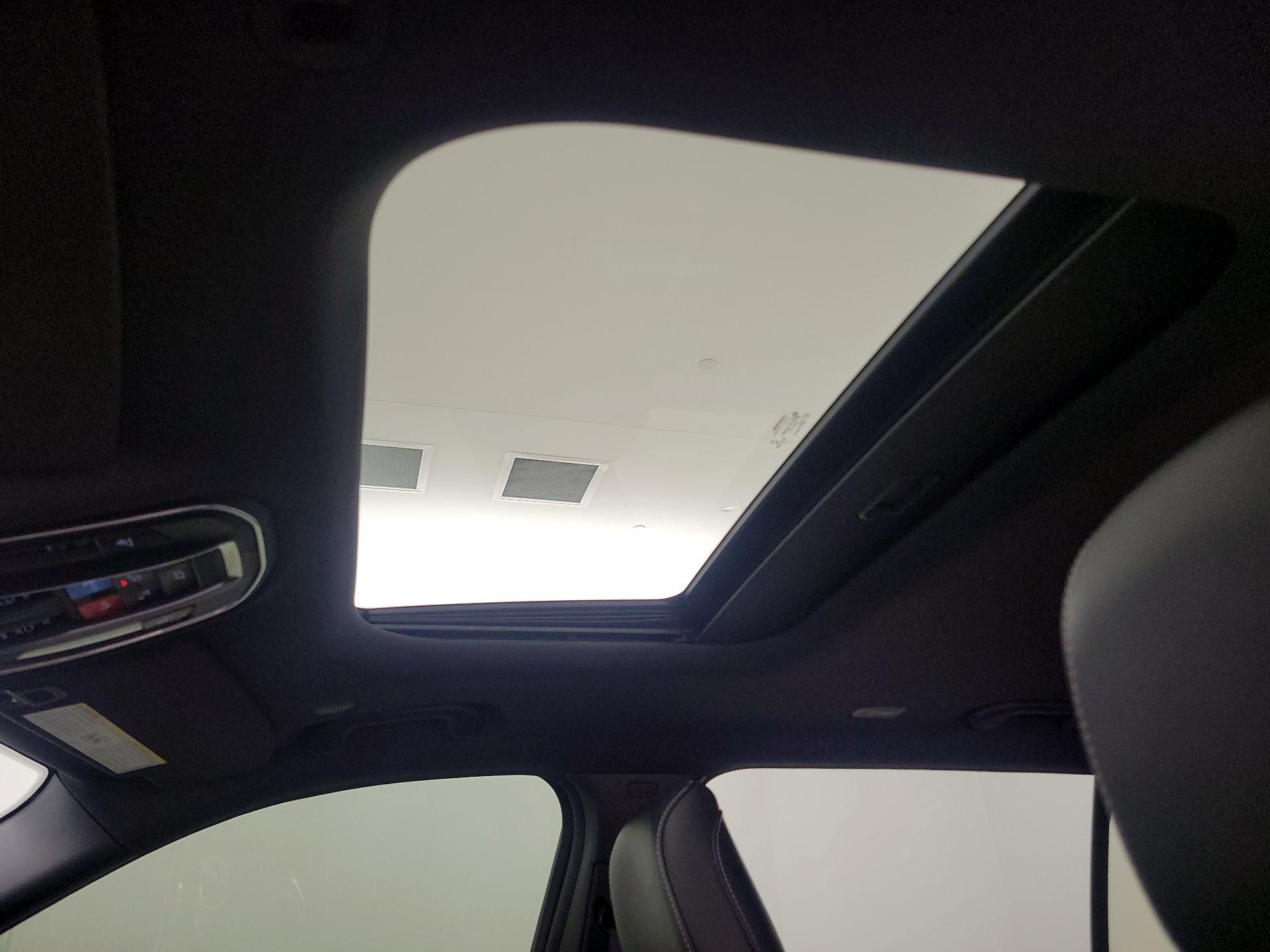 Thumbnail: 2023 Jeep Grand Cherokee L - 19